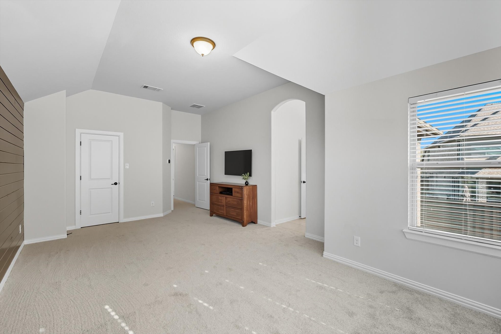 4676 Maverick Way