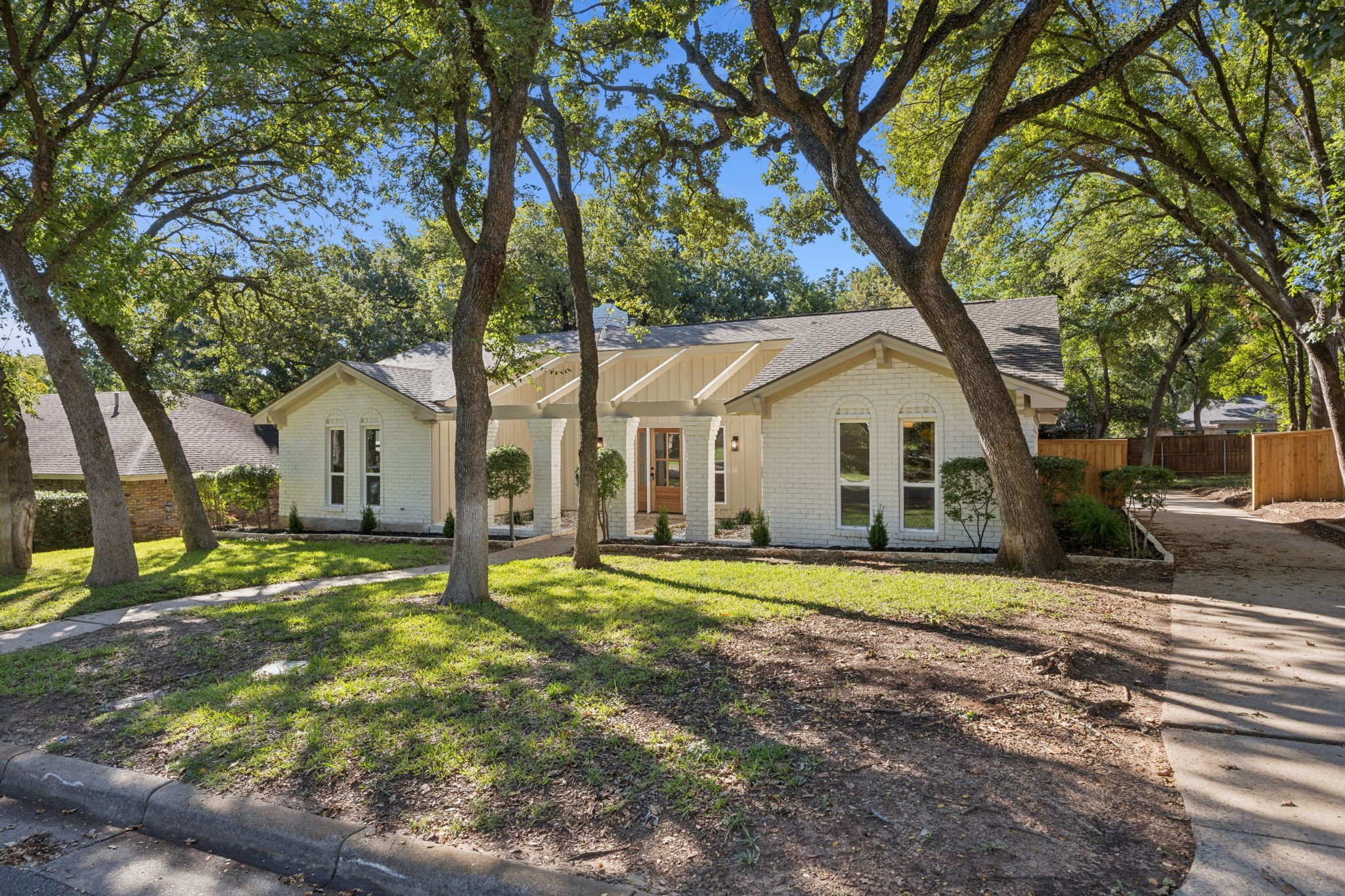 5016 Sugar Lake Road