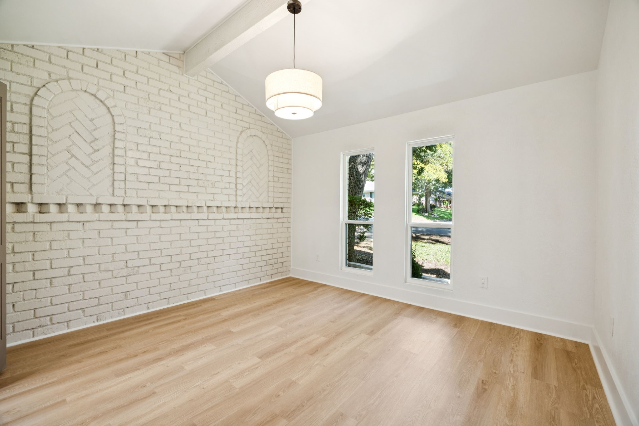 5016 Sugar Lake Road