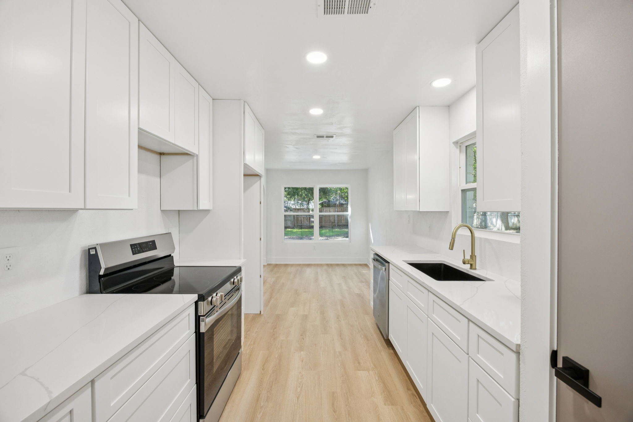 5016 Sugar Lake Road