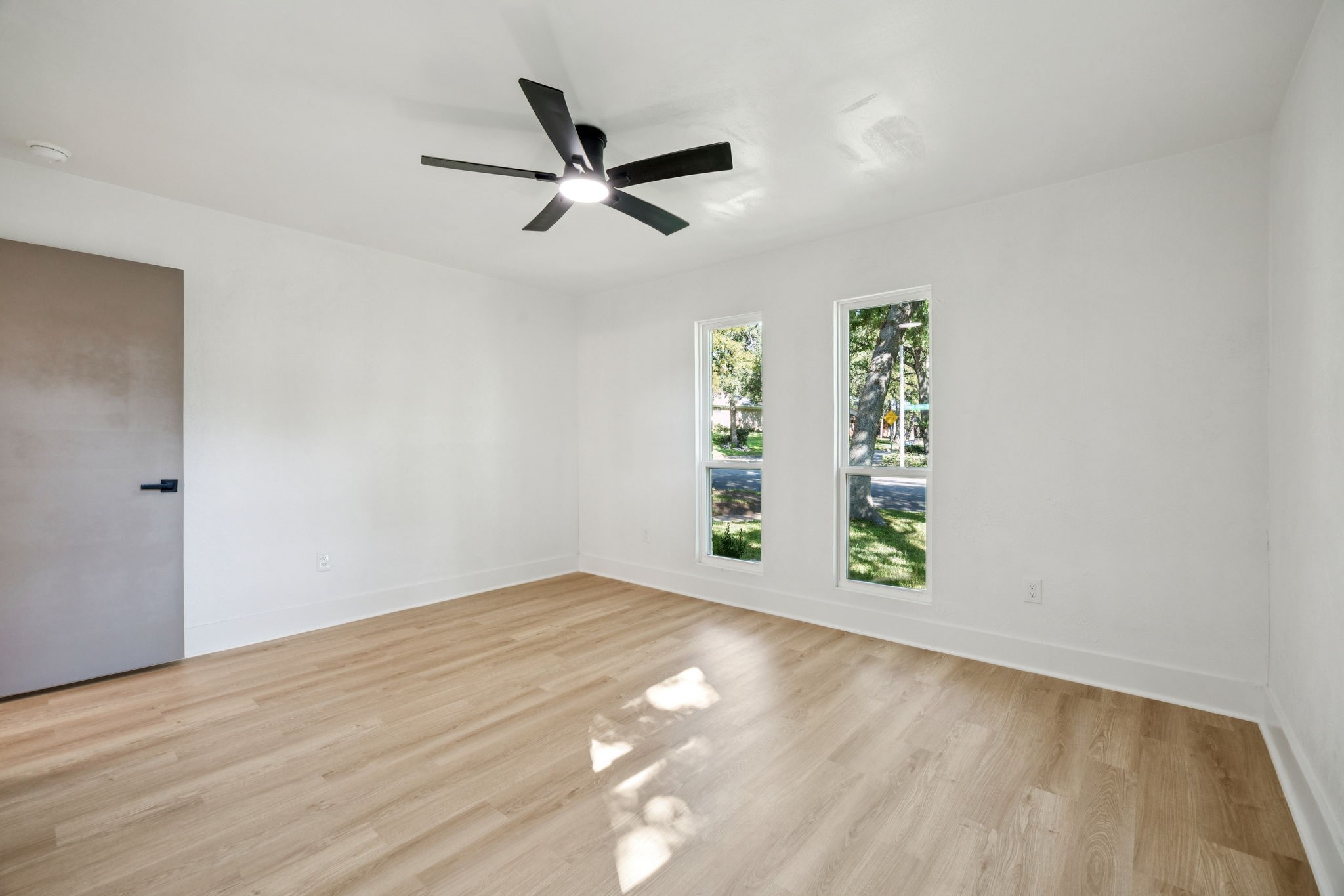 5016 Sugar Lake Road