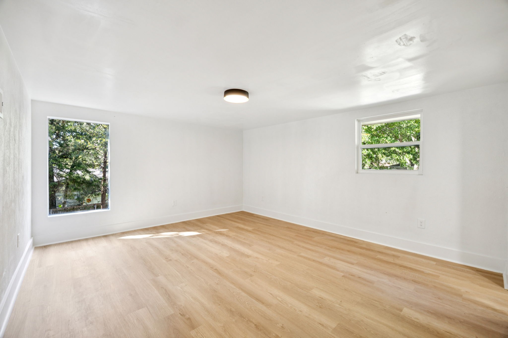 5016 Sugar Lake Road