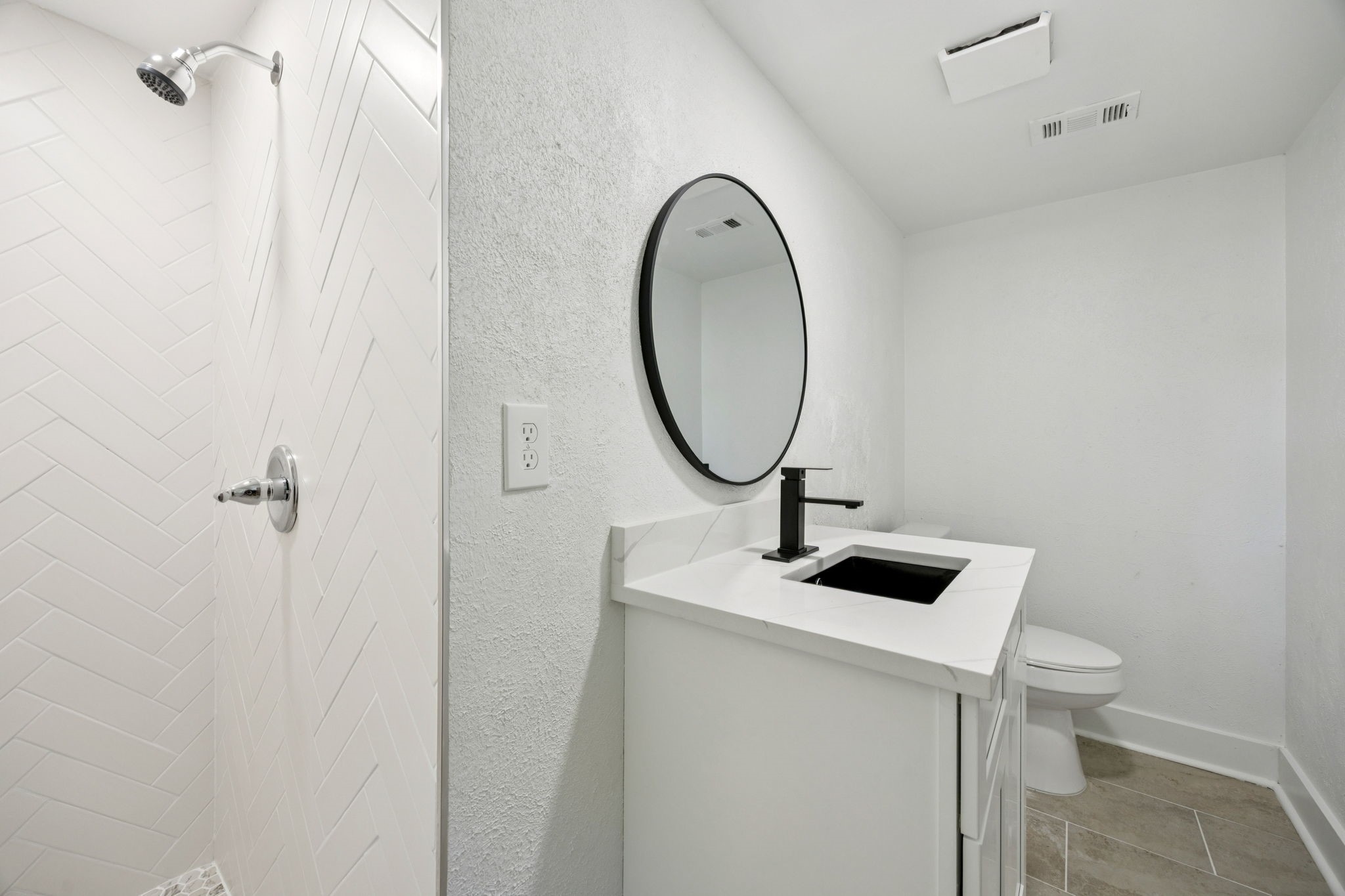 5016 Sugar Lake Road