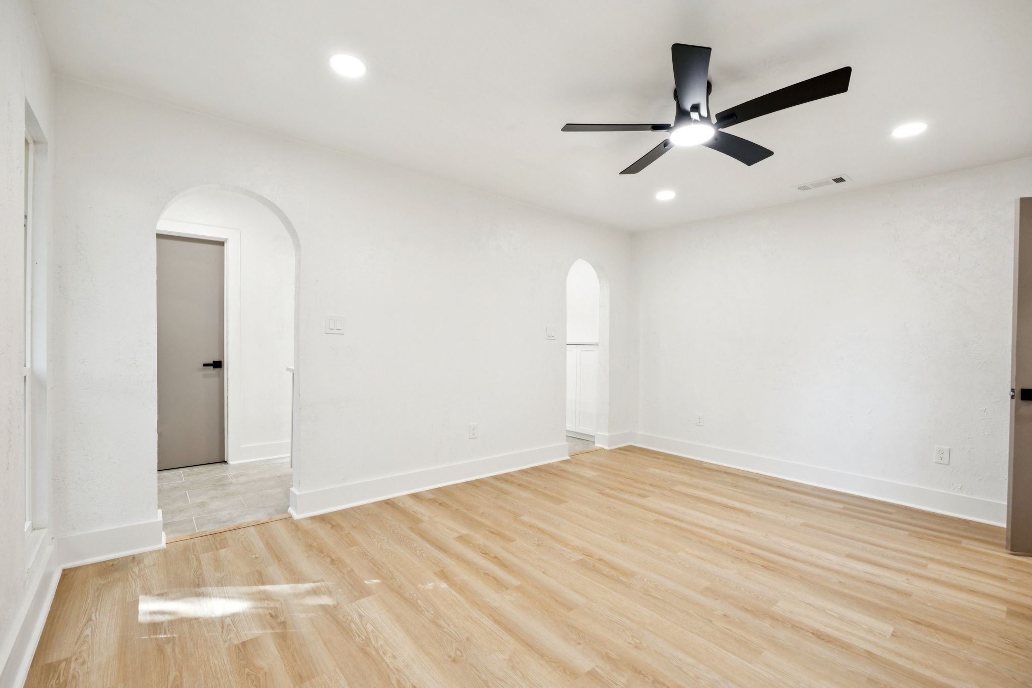 5016 Sugar Lake Road