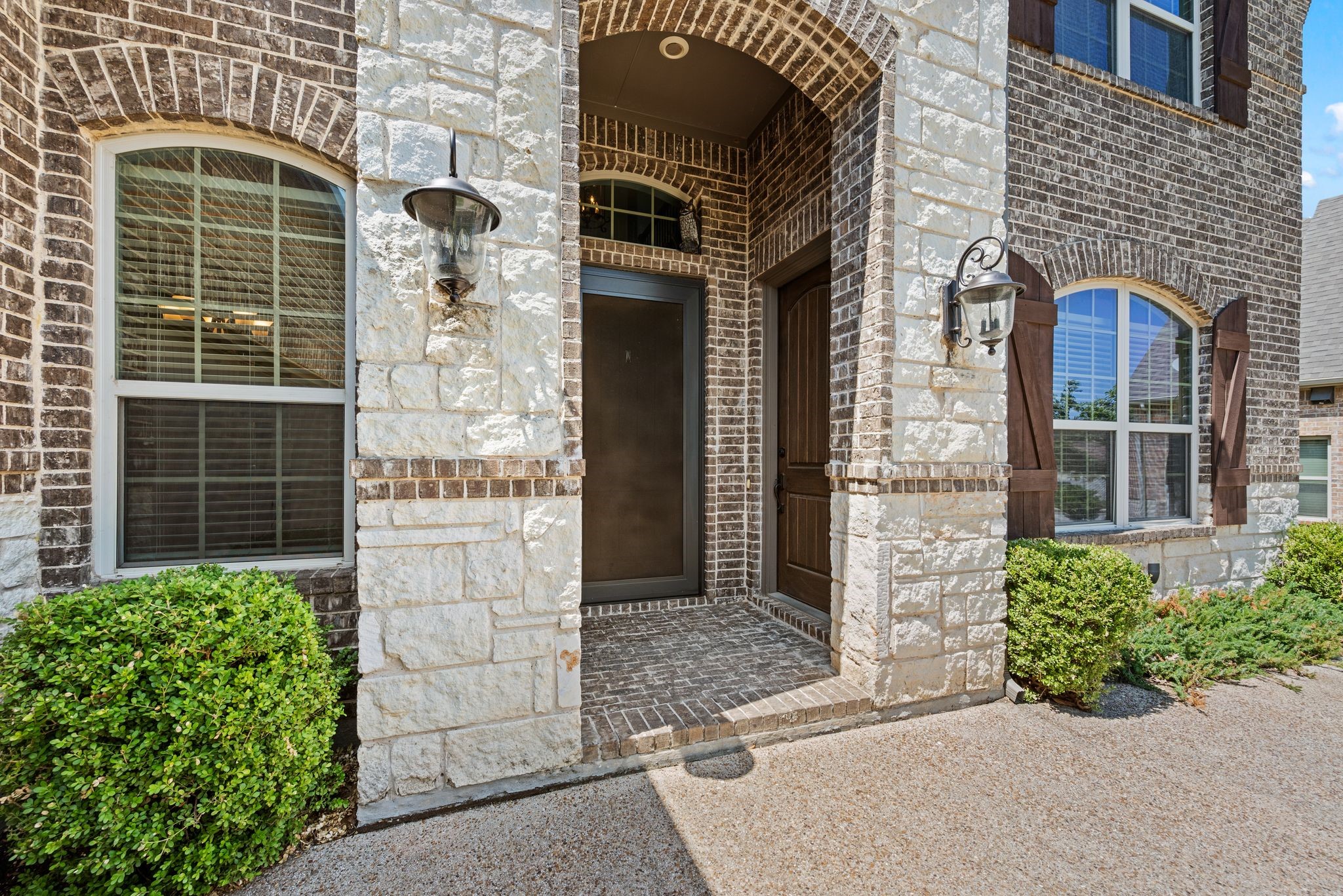2822 Balmoral Drive