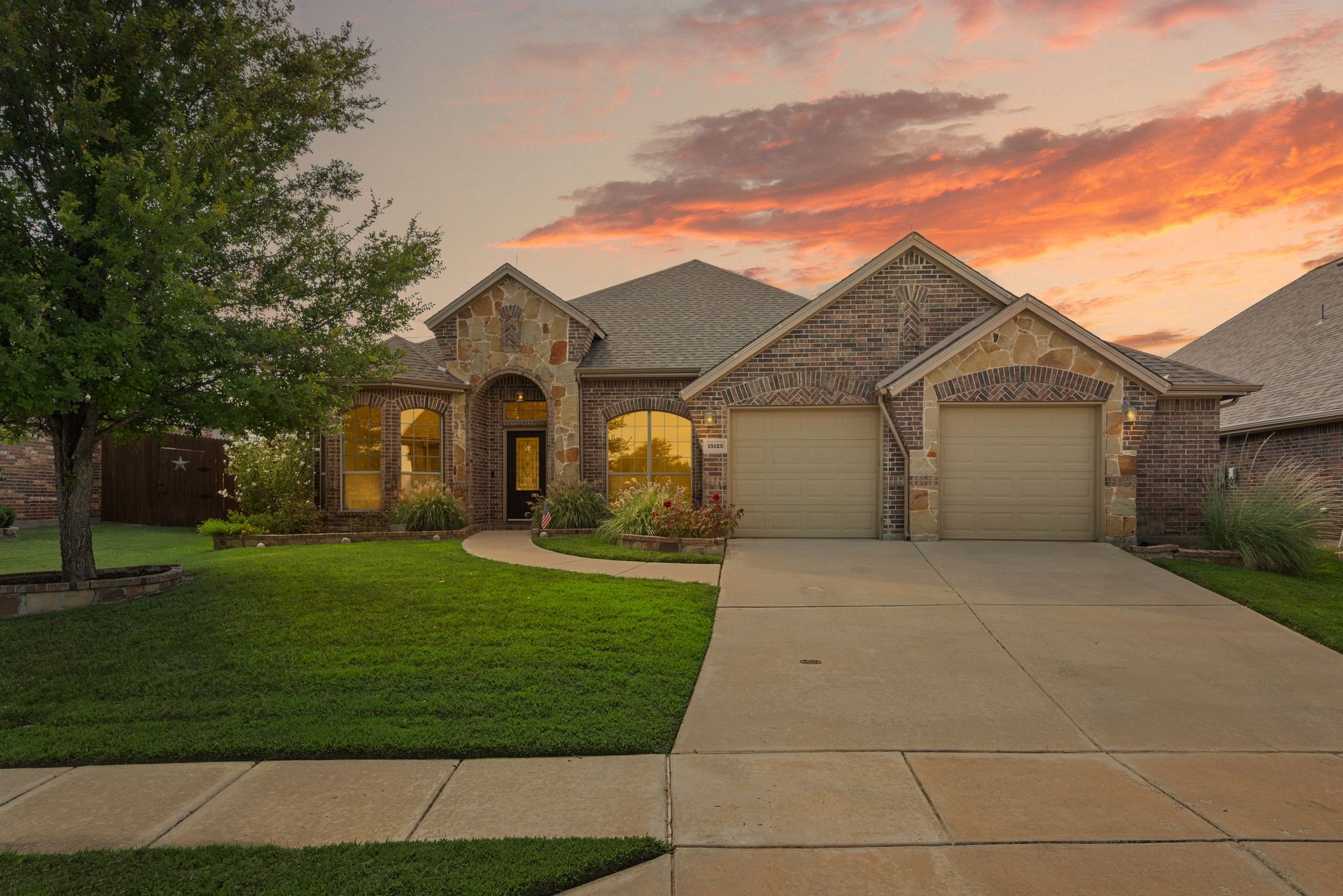 15125 Seventeen Lakes Boulevard