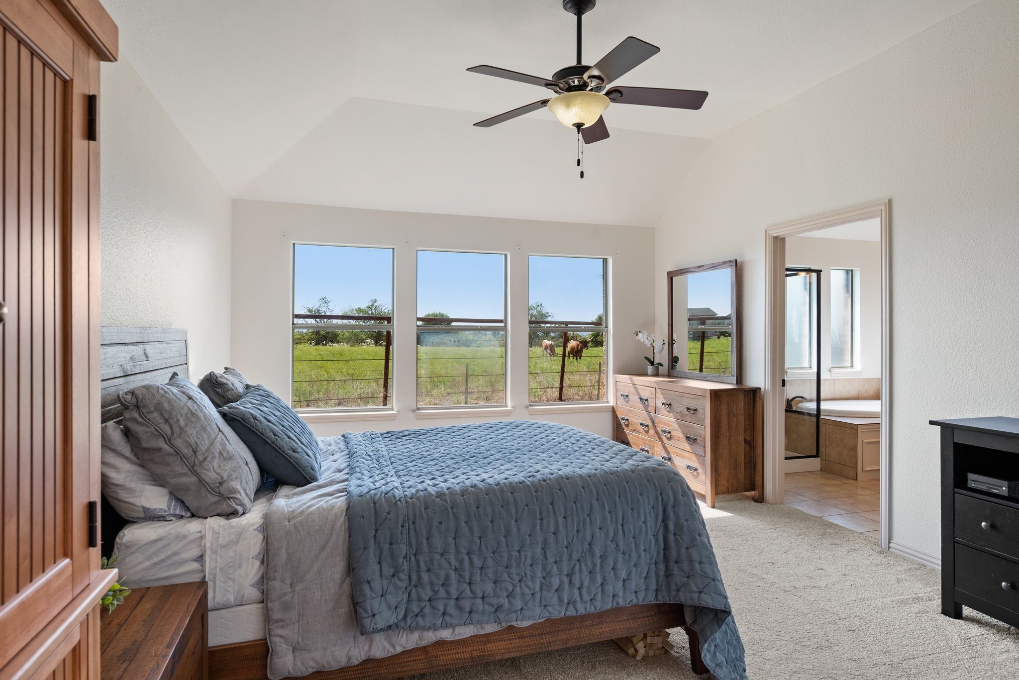 15125 Seventeen Lakes Boulevard