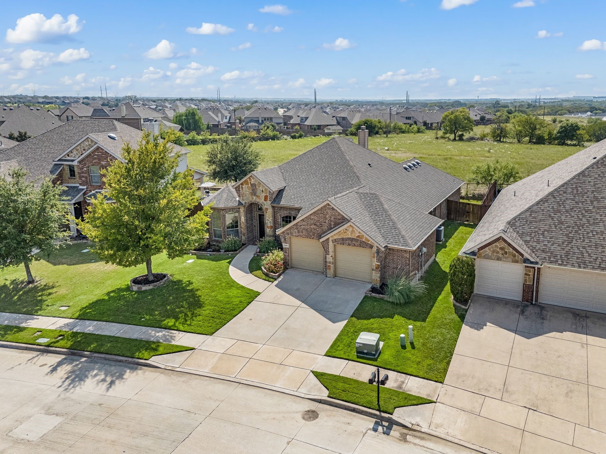 15125 Seventeen Lakes Boulevard