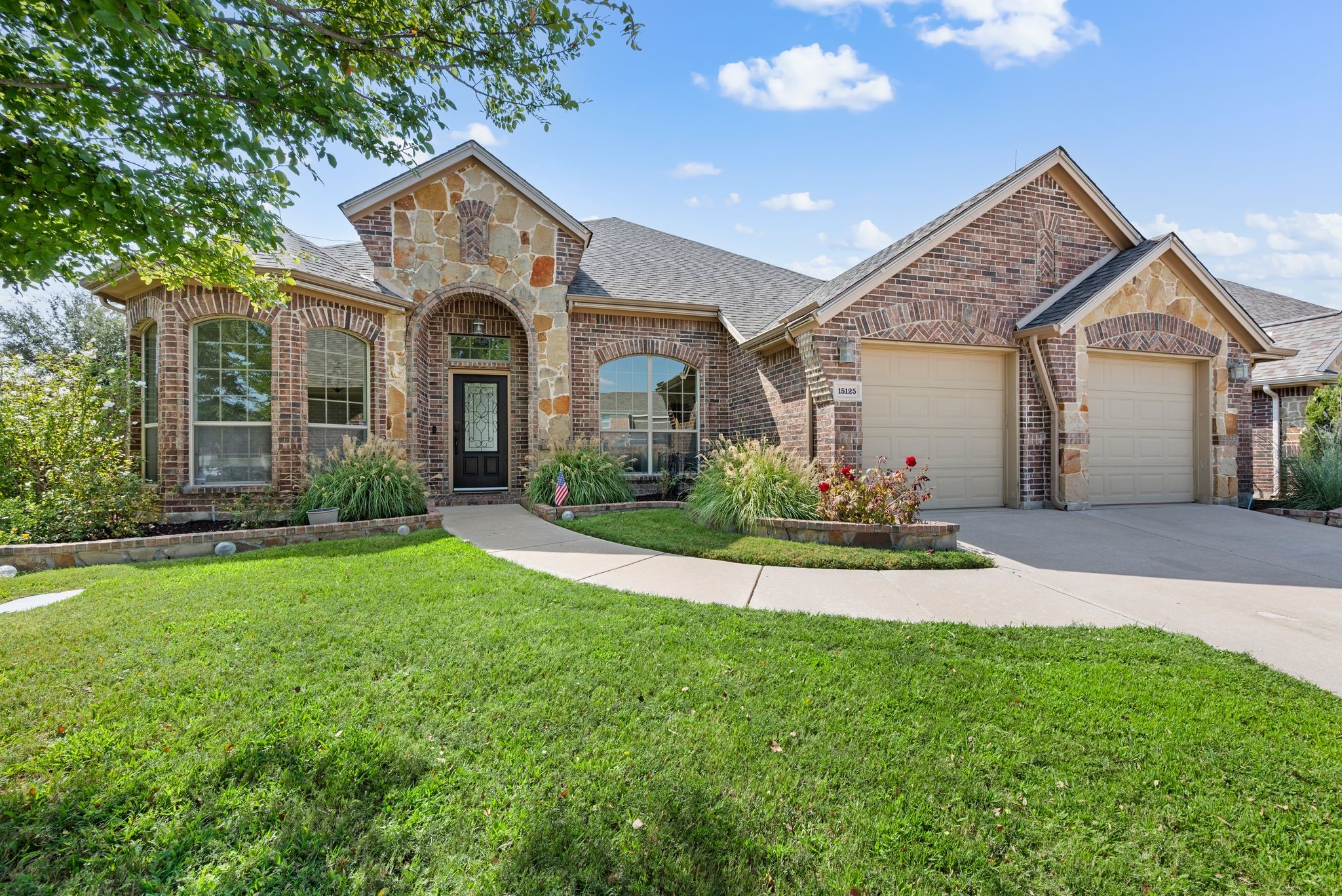 15125 Seventeen Lakes Boulevard