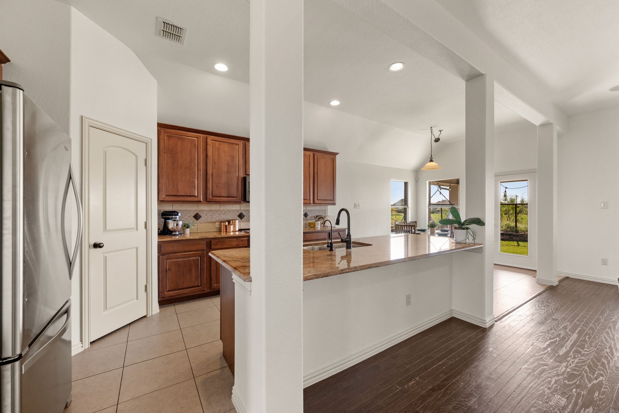 15125 Seventeen Lakes Boulevard