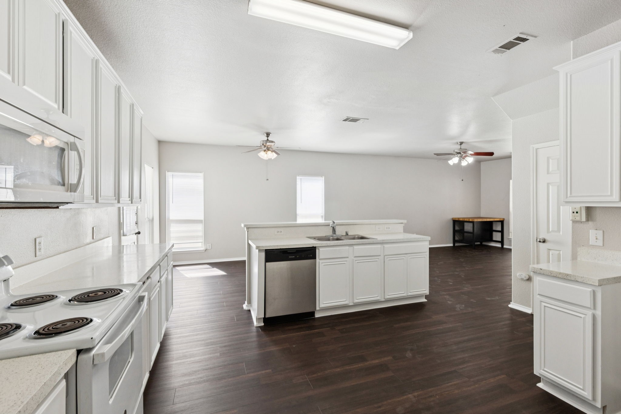 1816 Murphy Court