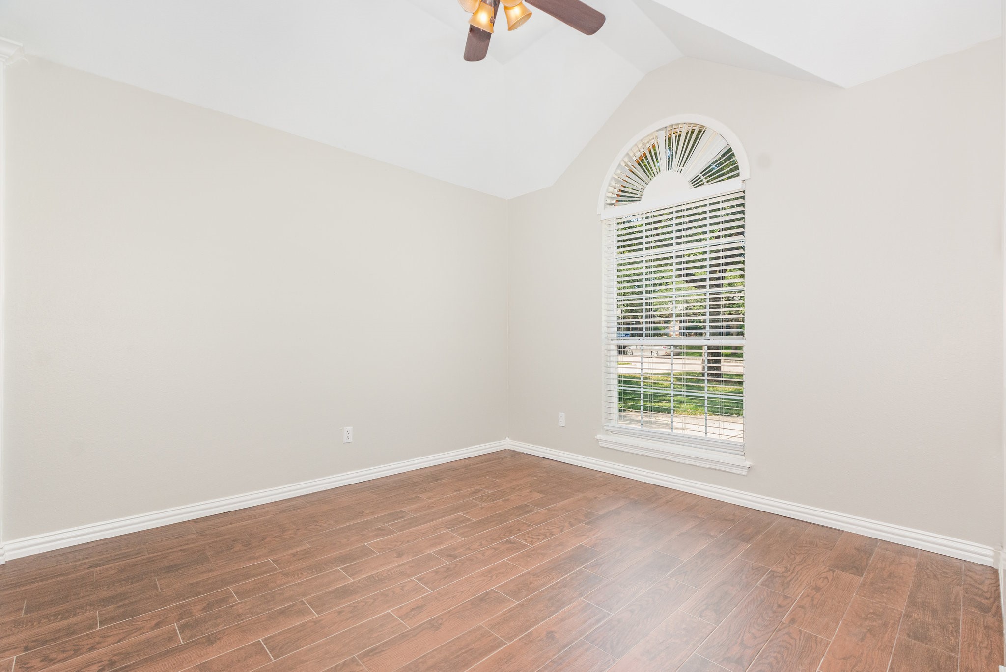 2624 Briargrove Drive