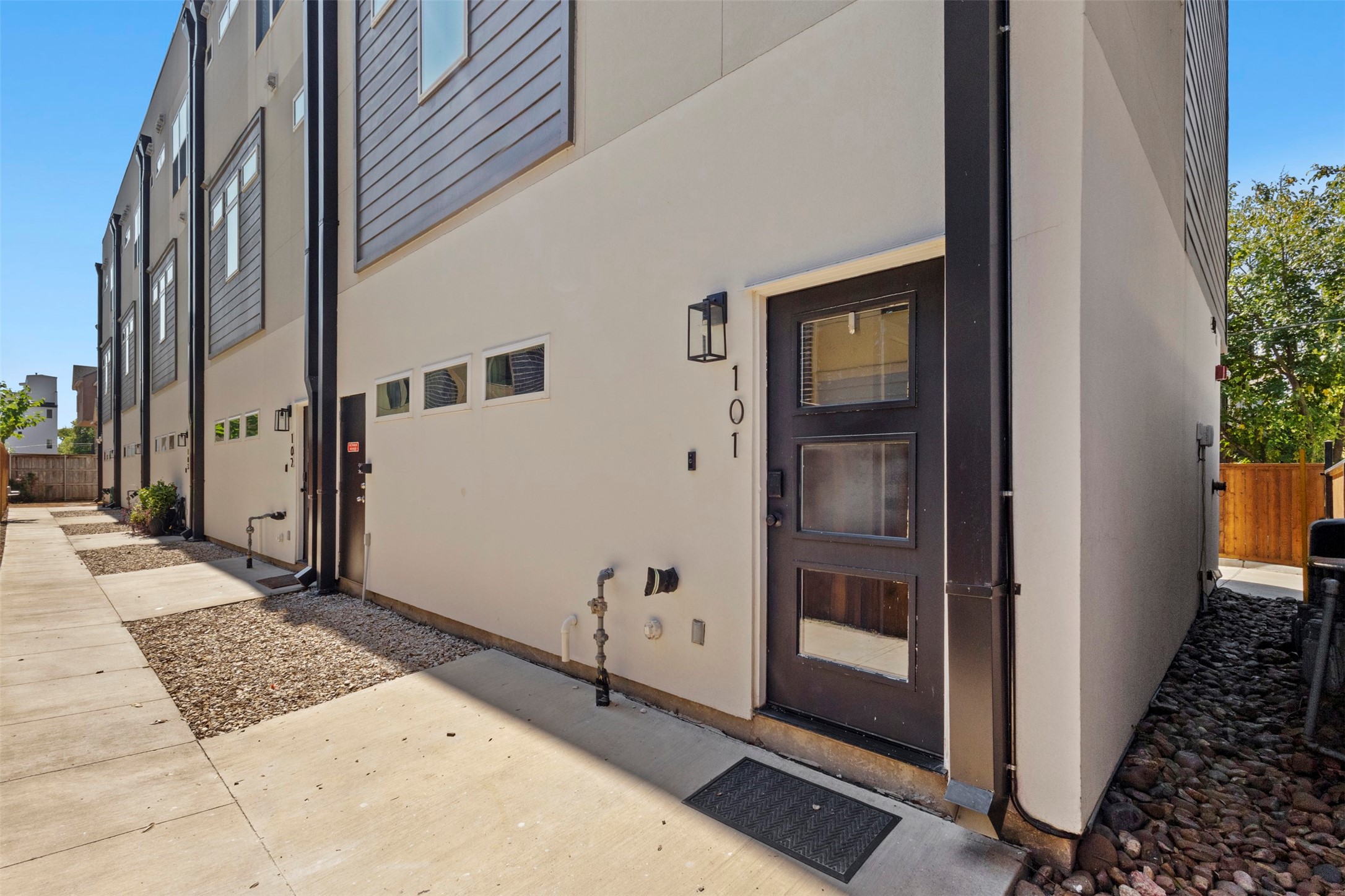 4514 Cabell Drive 101