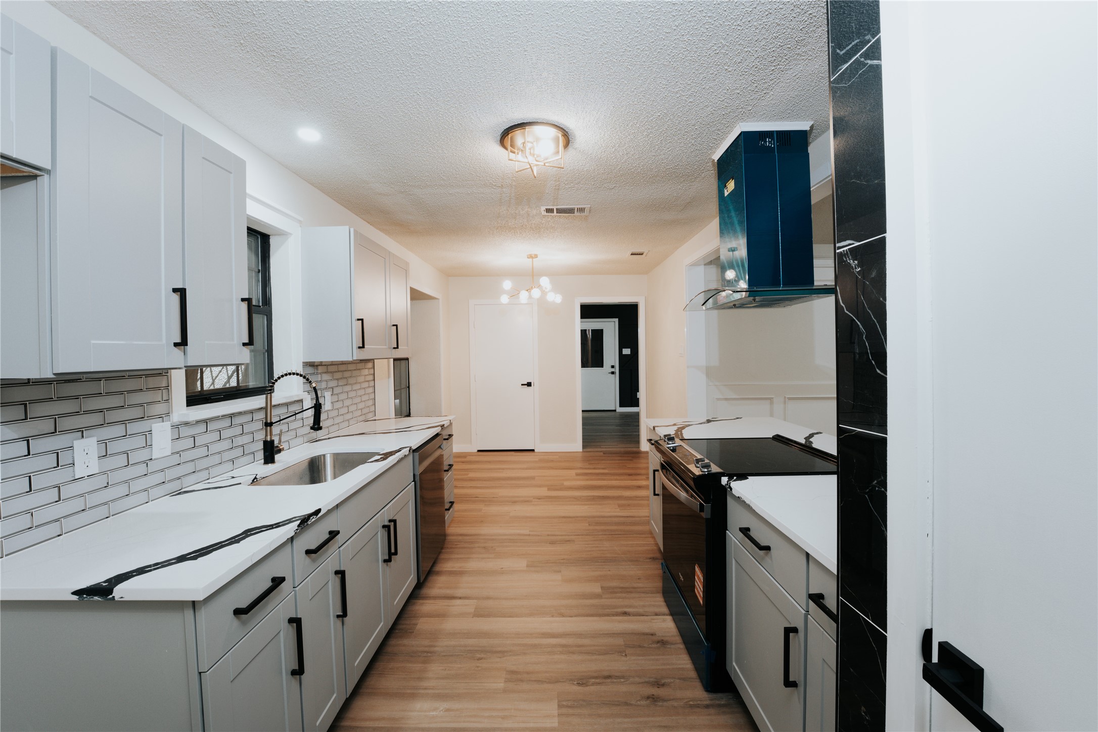 2208 San Simeon Place