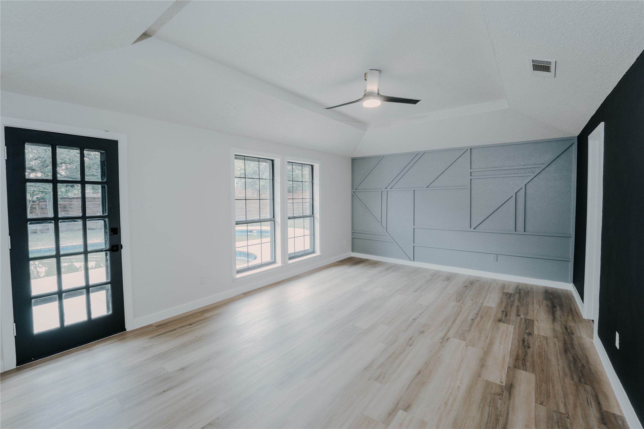 2208 San Simeon Place