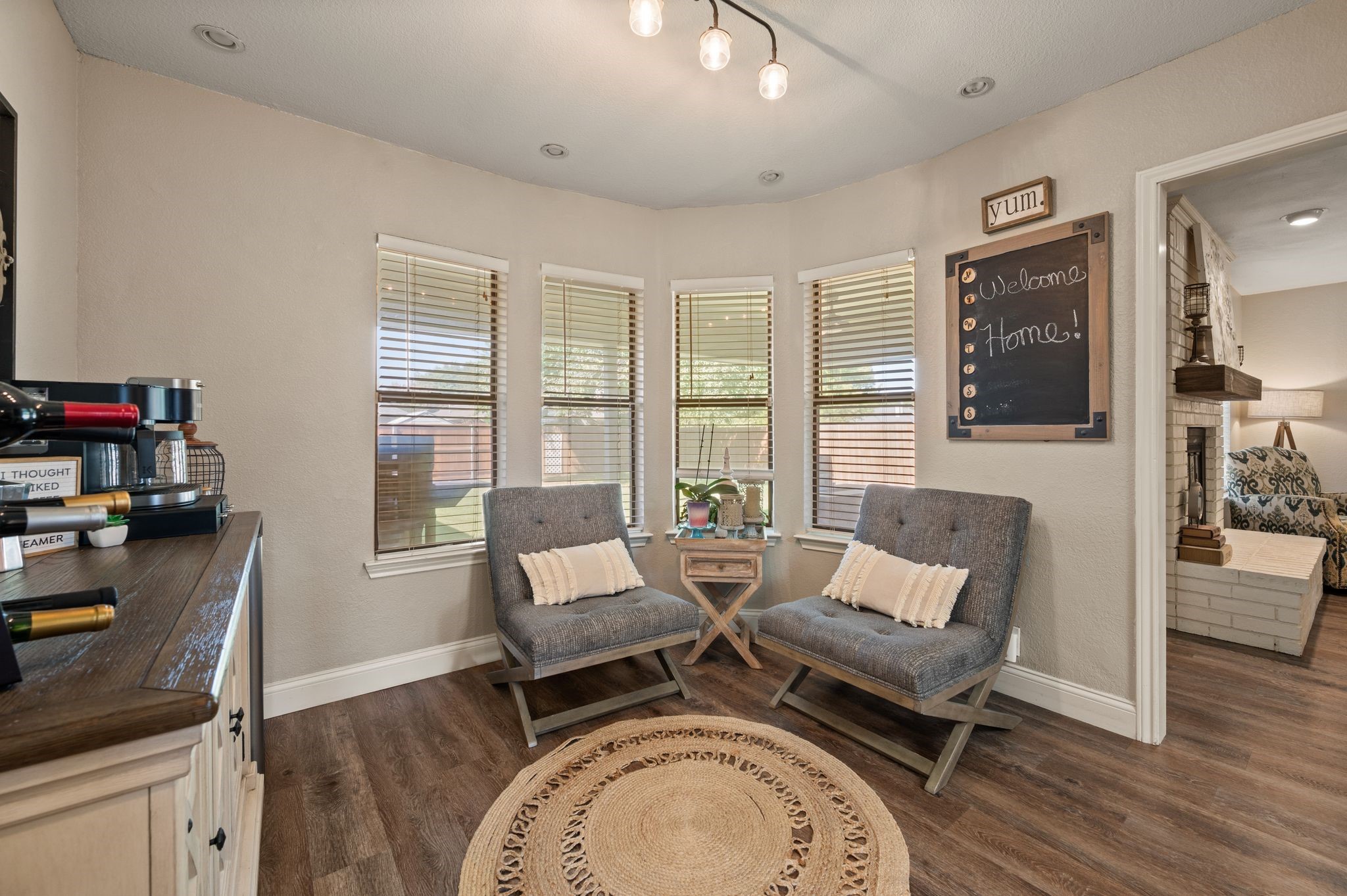 760 Santa Fe Trail