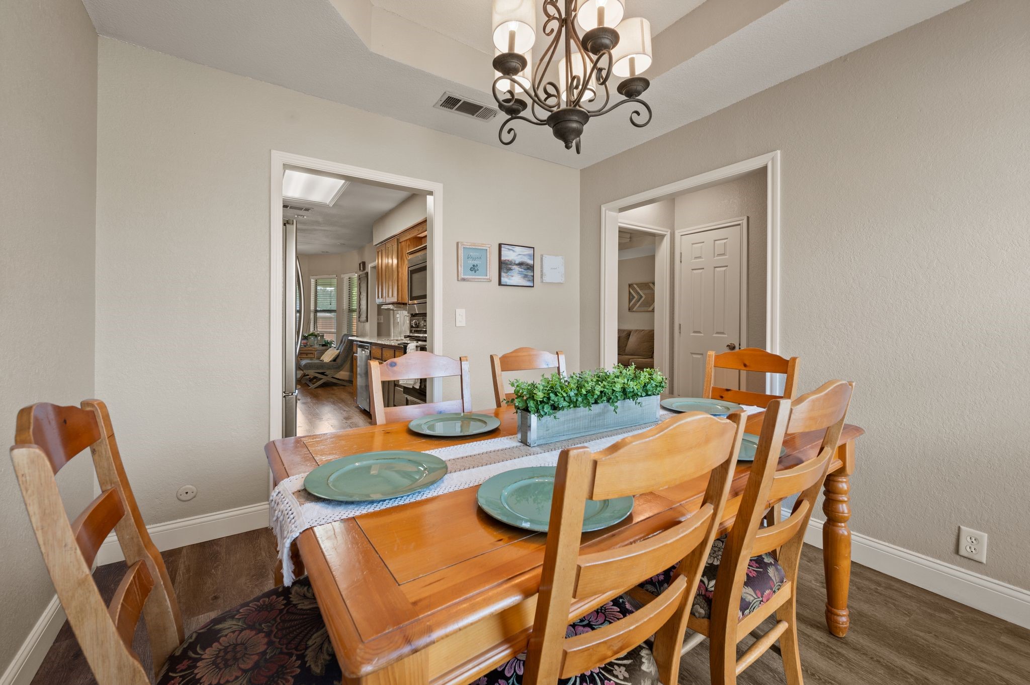 760 Santa Fe Trail