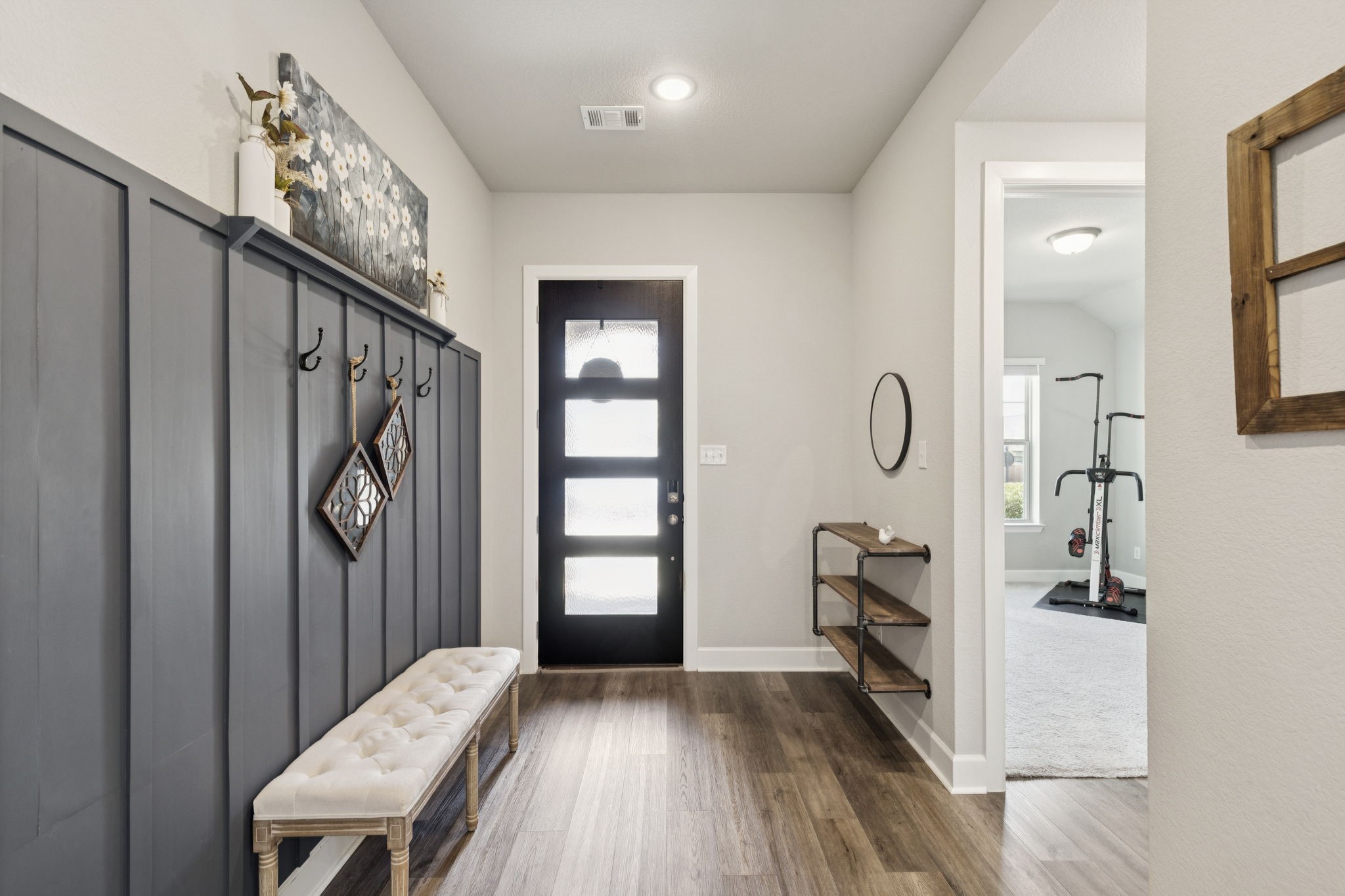 4105 Silver Spur Court