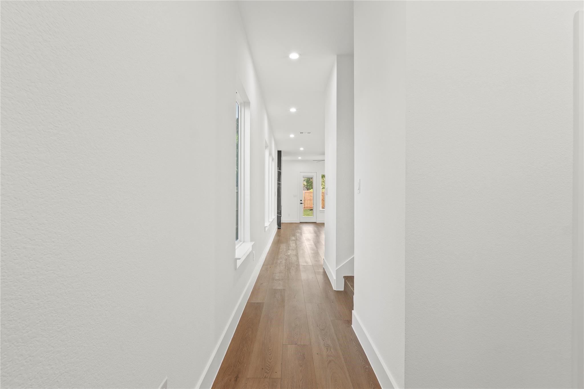 3521 S Harwood Street