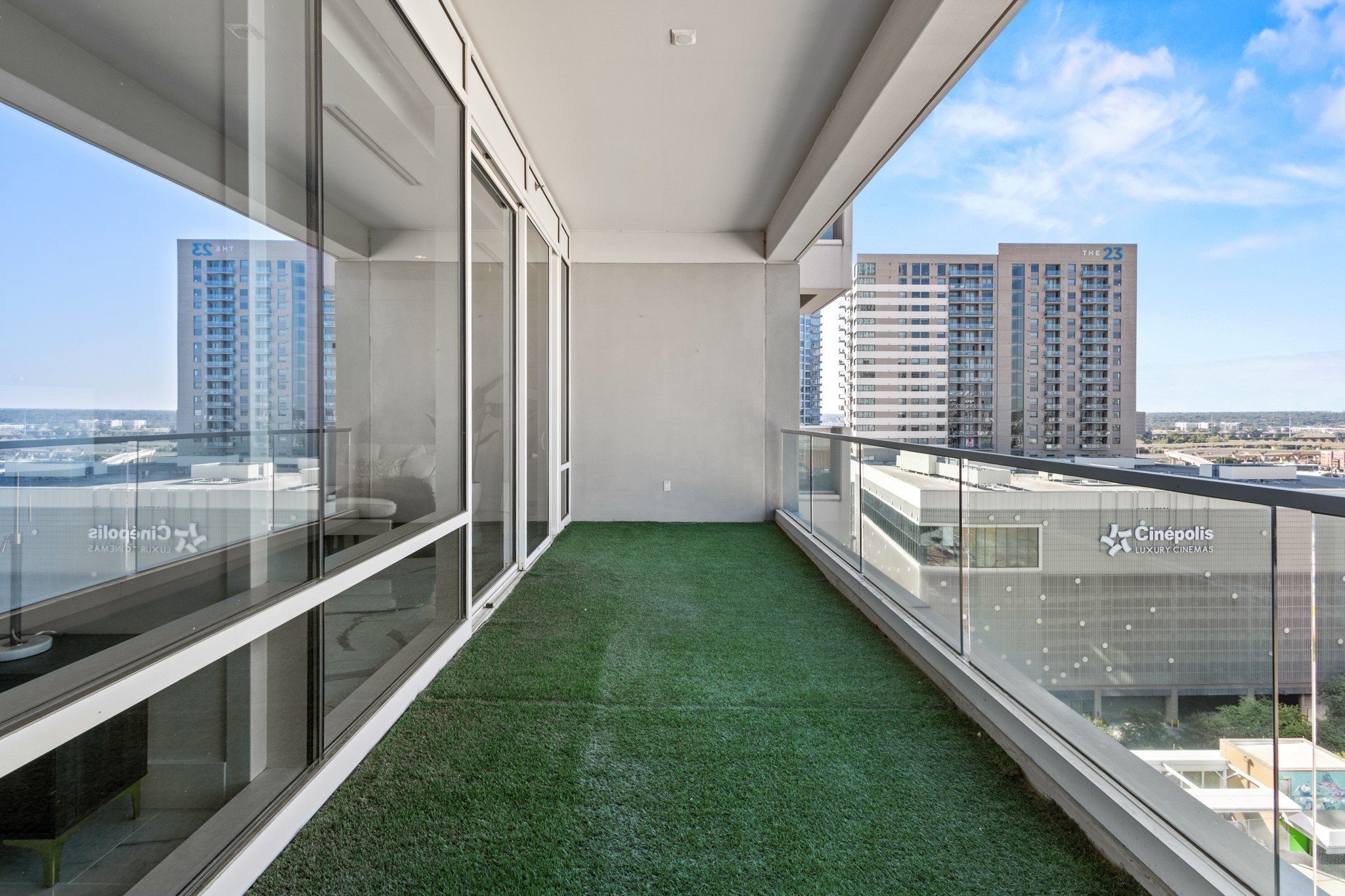 2408 Victory Park Lane 1140