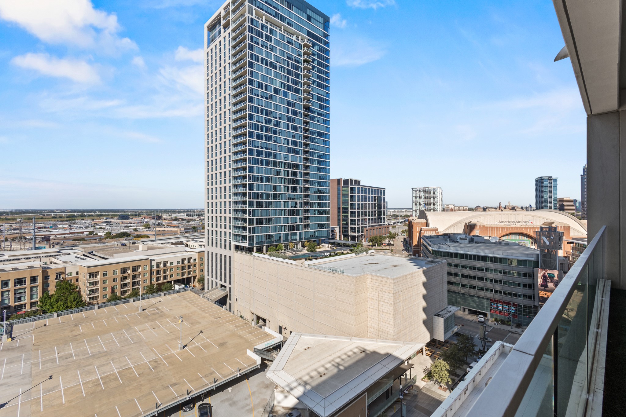 2408 Victory Park Lane 1140