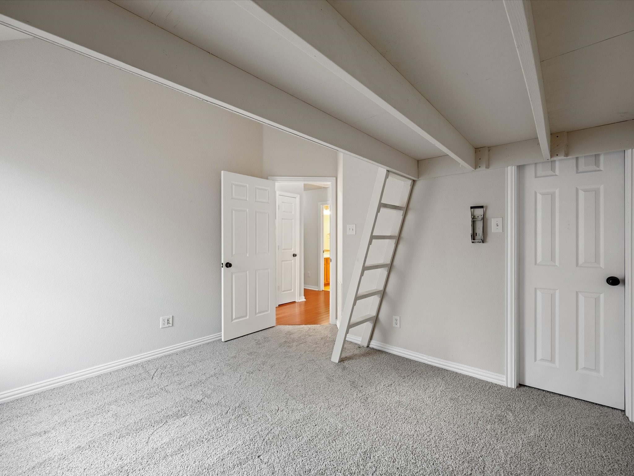 2681 Whispering Trail