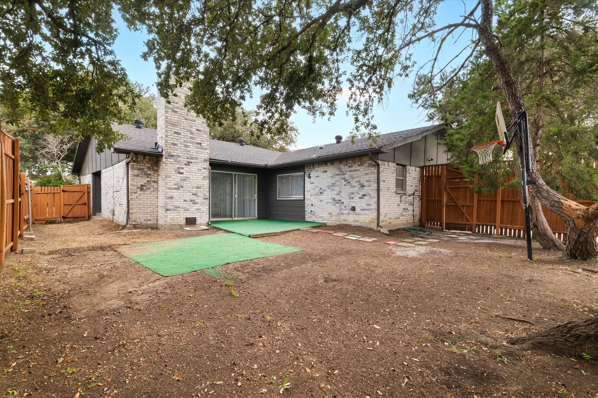 1831 Chamberlain Drive