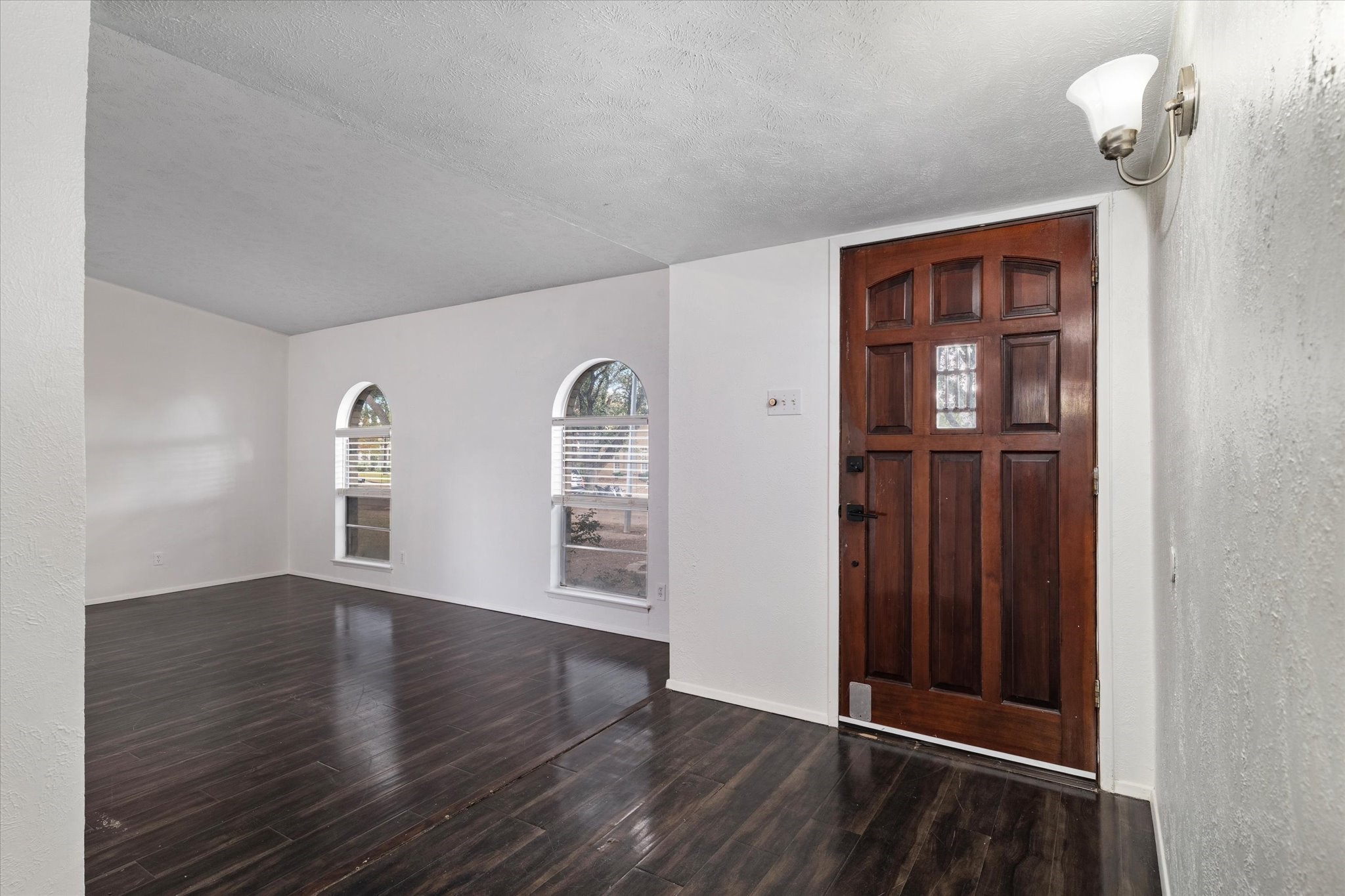 1831 Chamberlain Drive