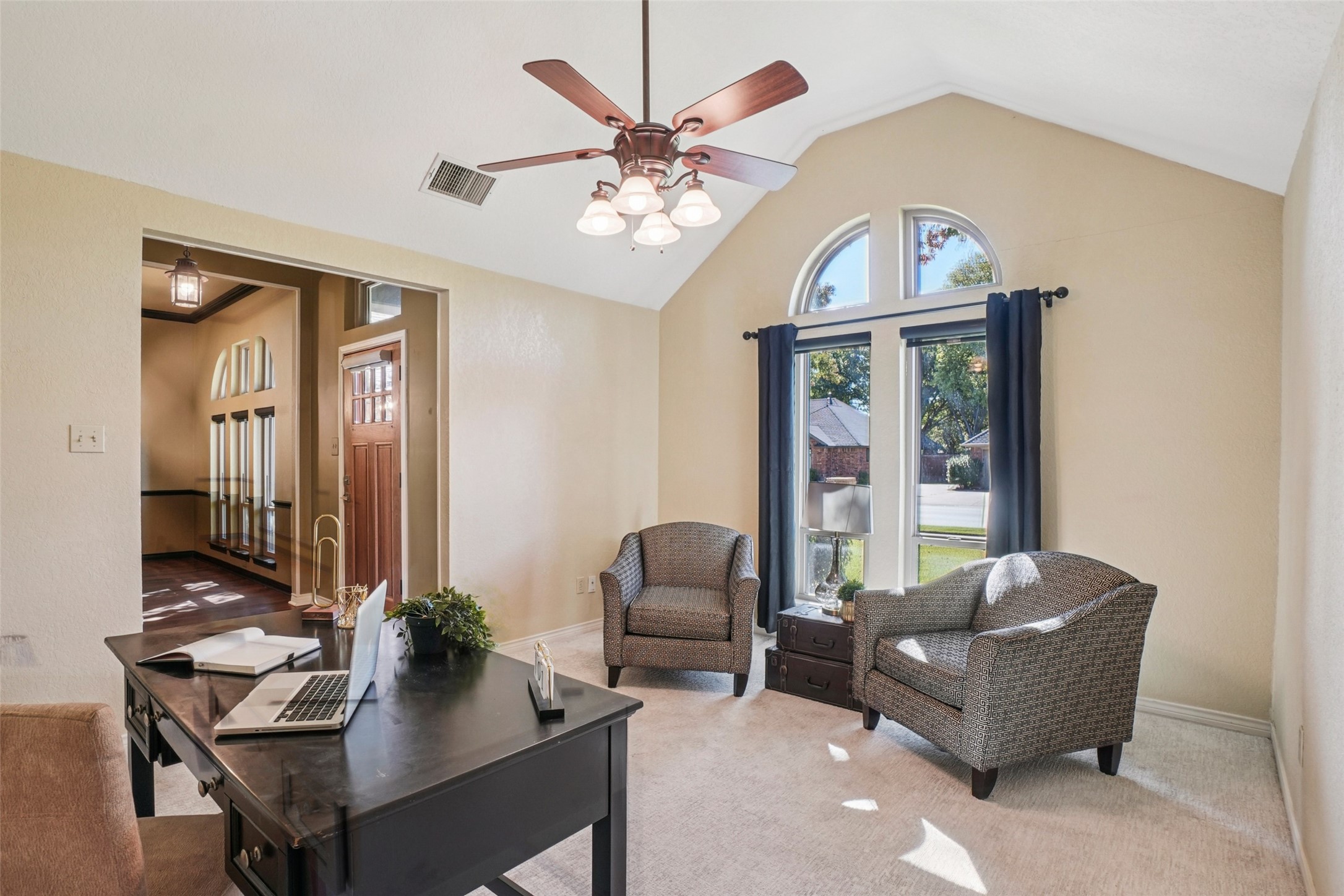 1505 Shadowbrook Drive