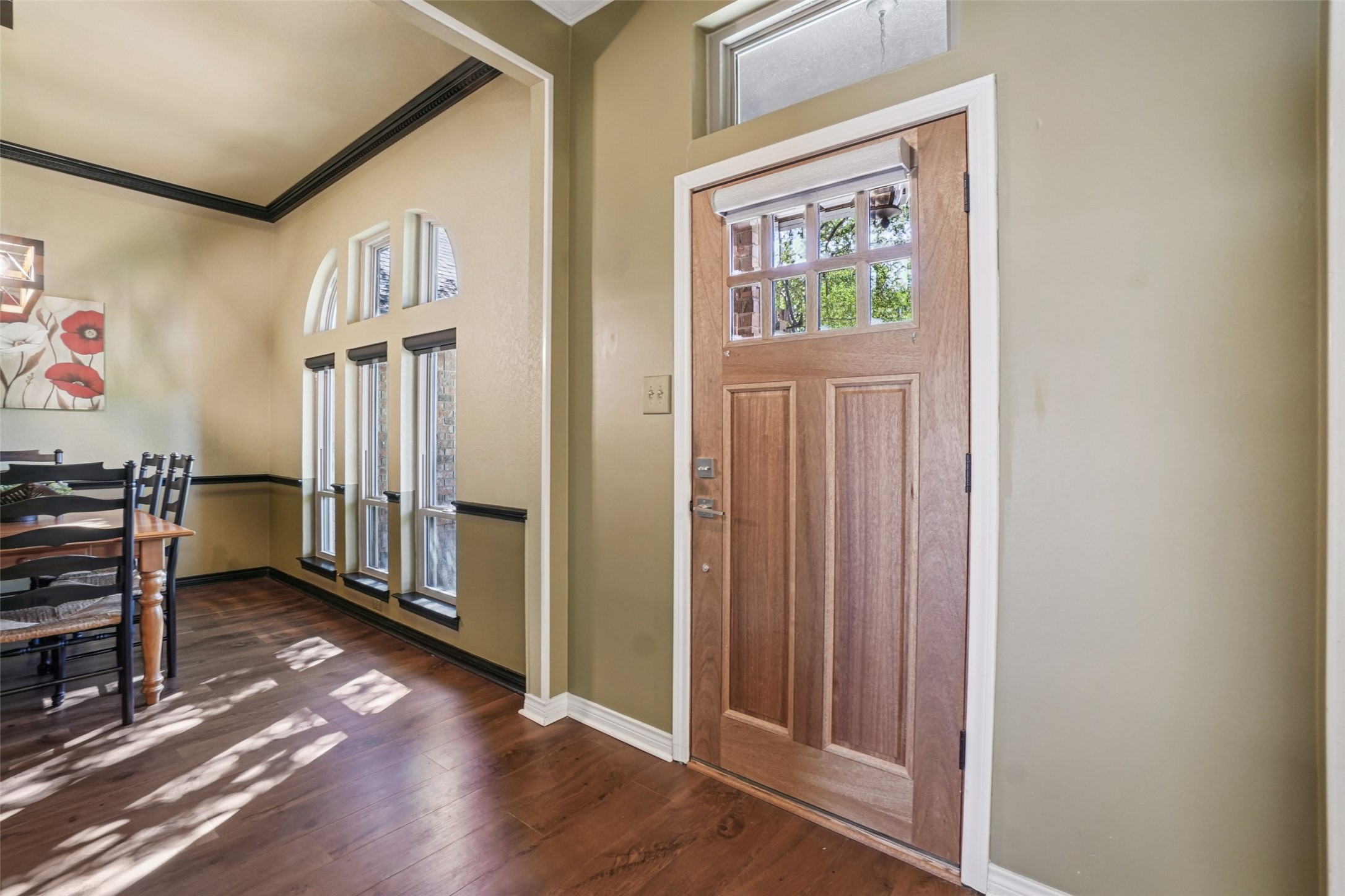 1505 Shadowbrook Drive