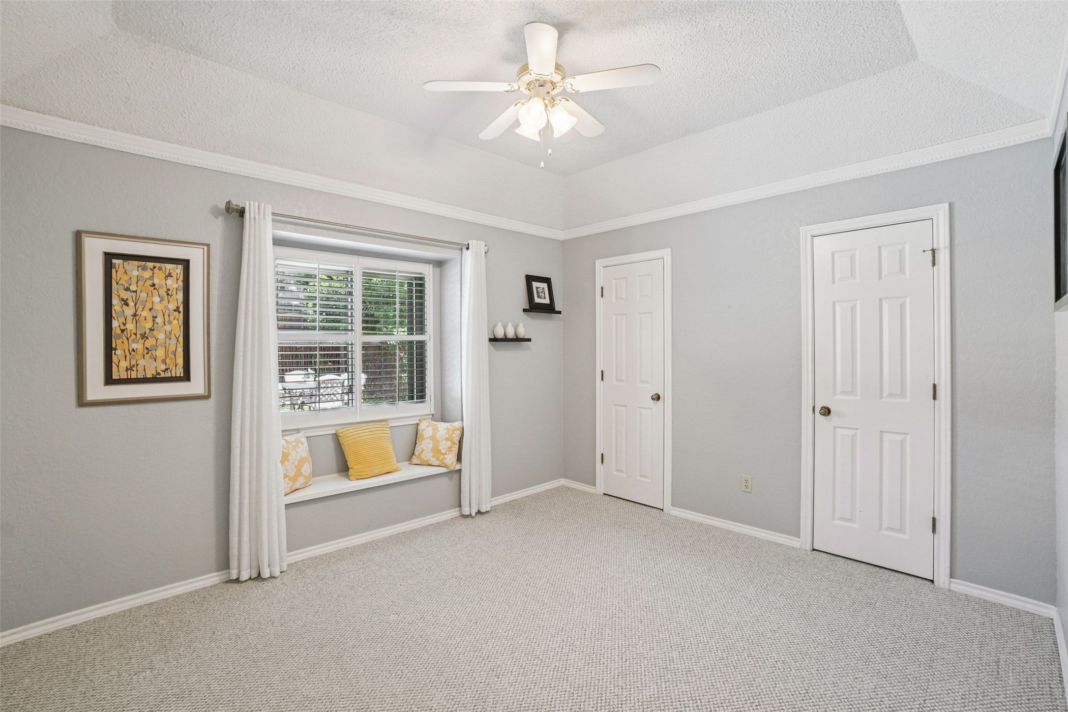 1505 Shadowbrook Drive