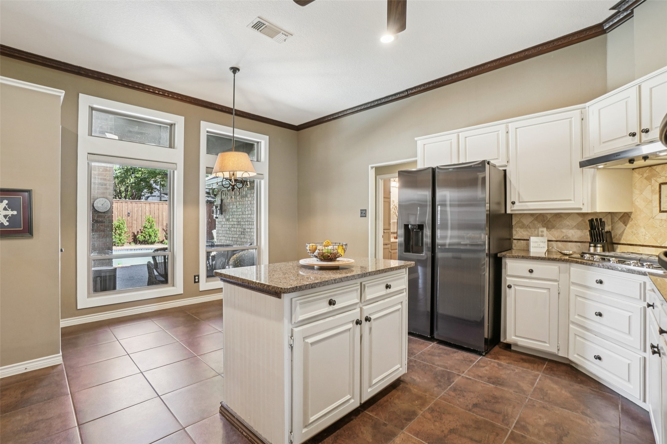 1505 Shadowbrook Drive