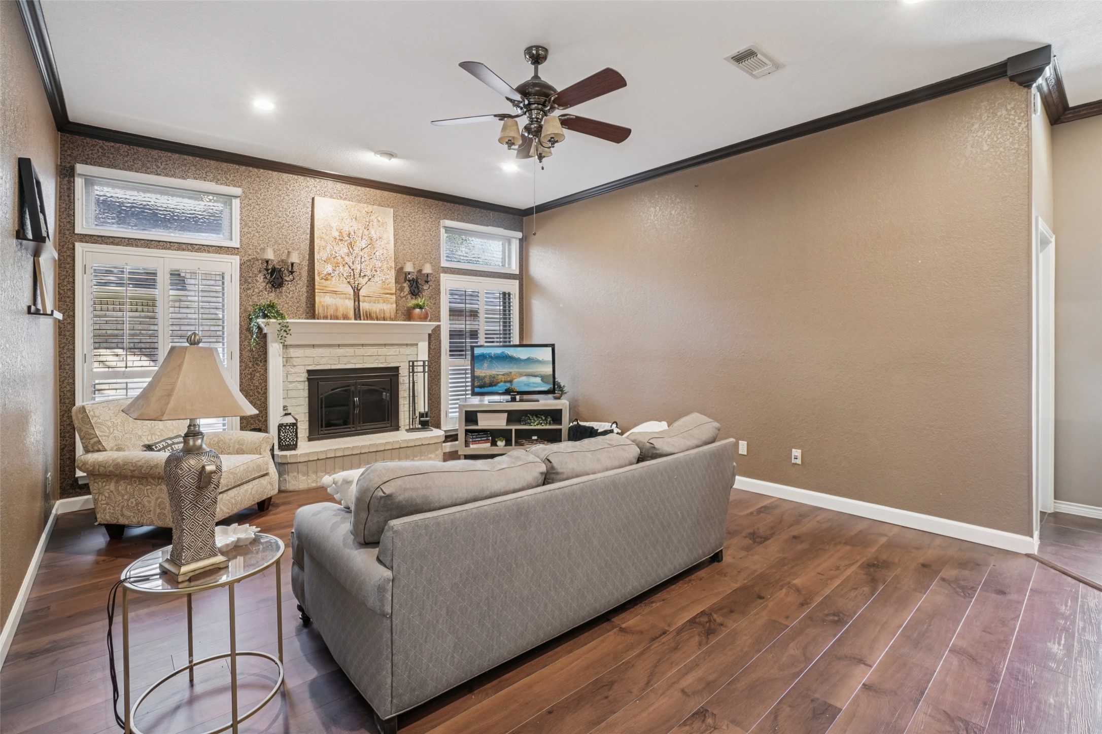 1505 Shadowbrook Drive