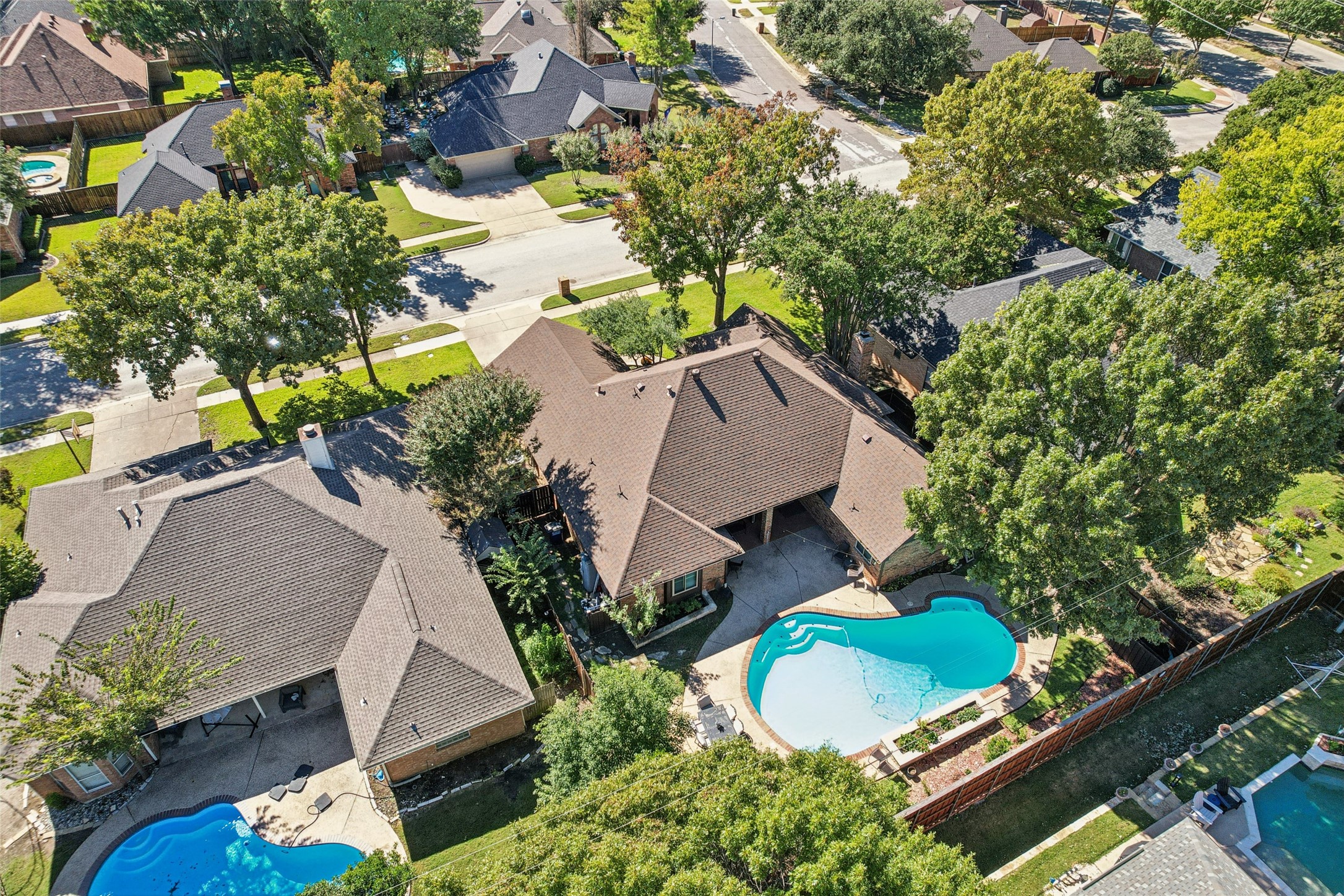 1505 Shadowbrook Drive