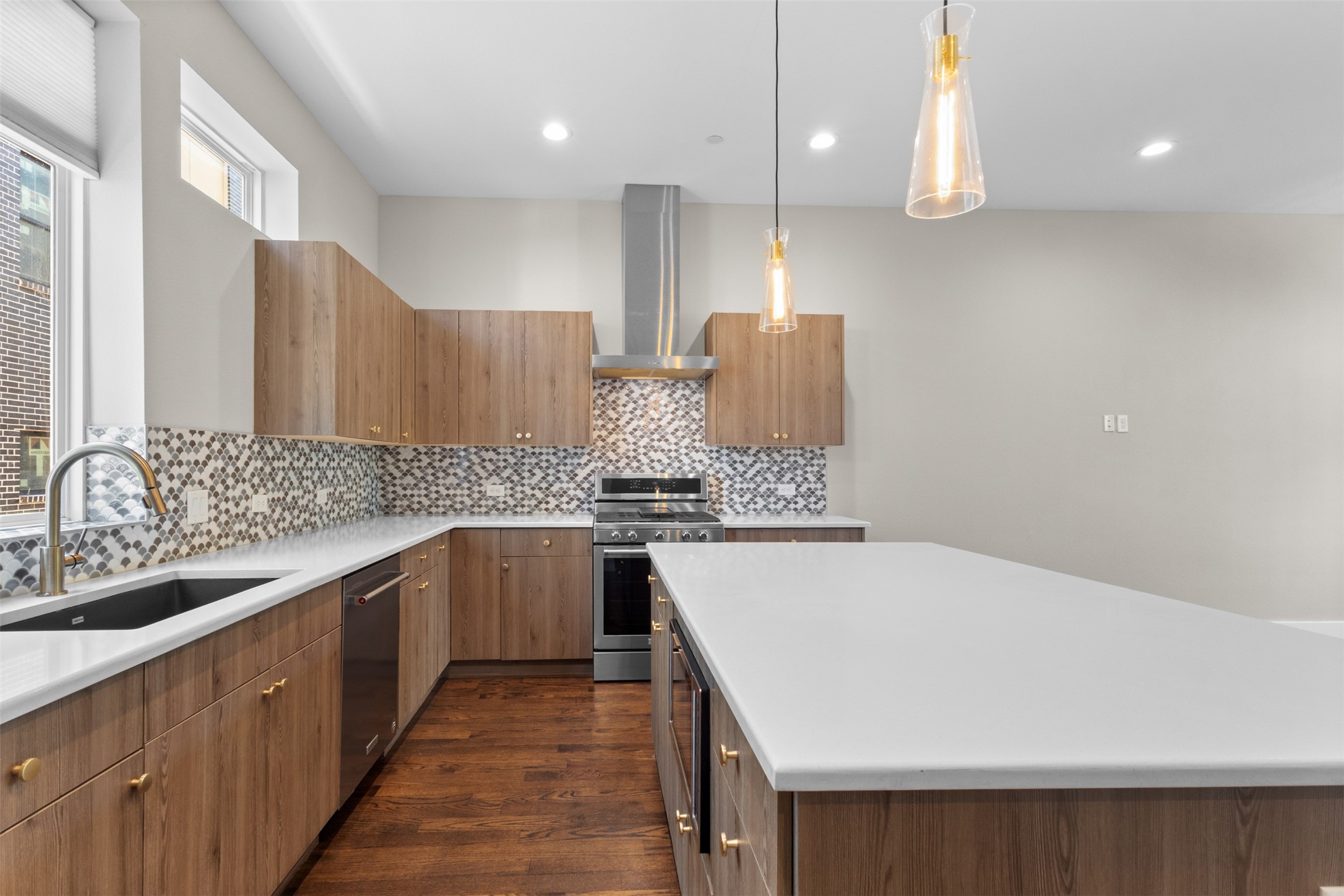 4514 Cabell Drive 102