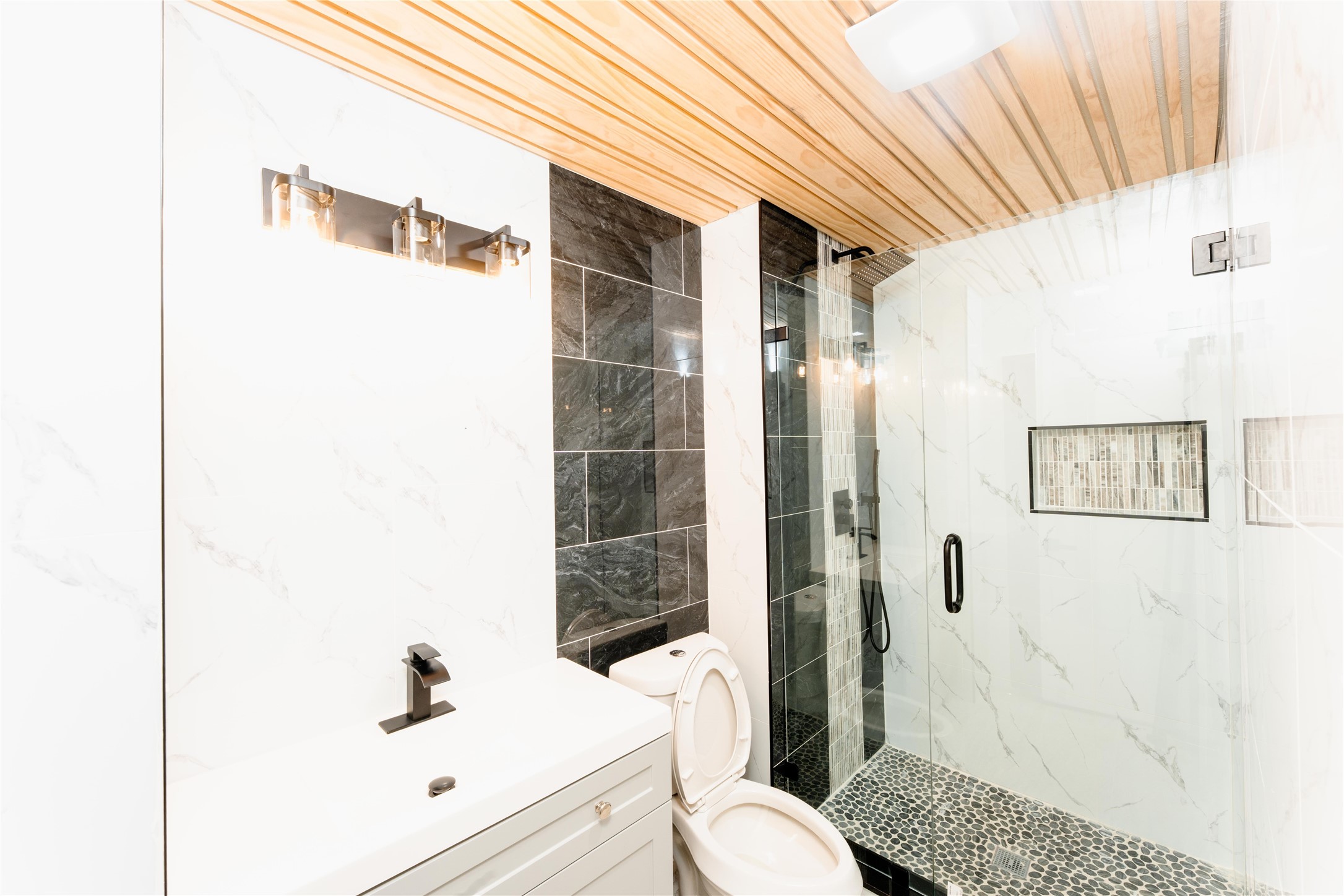 2134 Courtland Circle