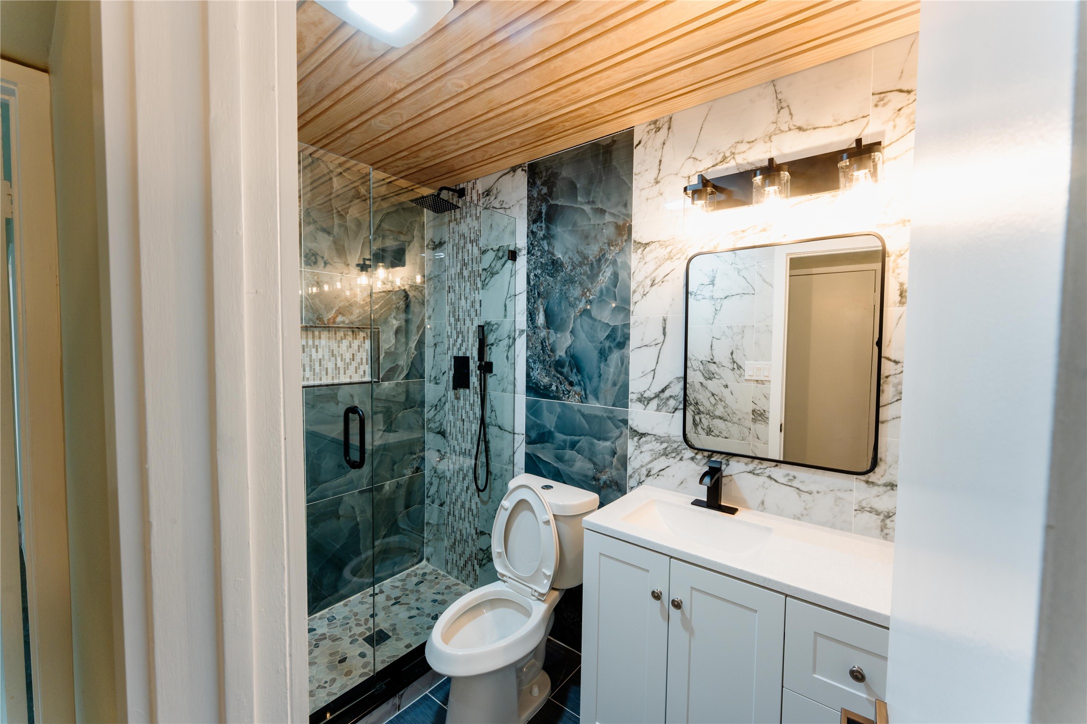 2134 Courtland Circle