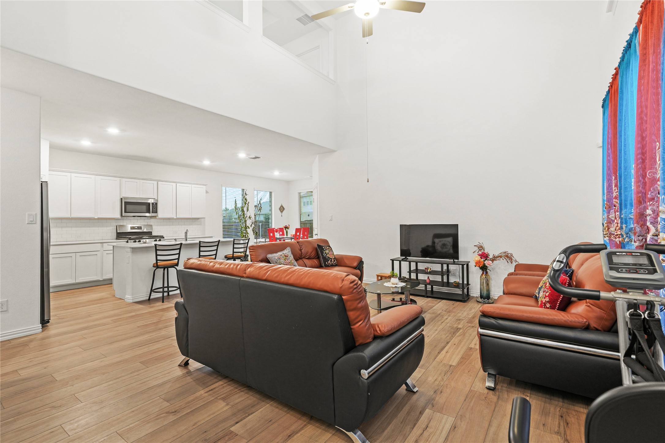 5346 Riverwalk Parkway