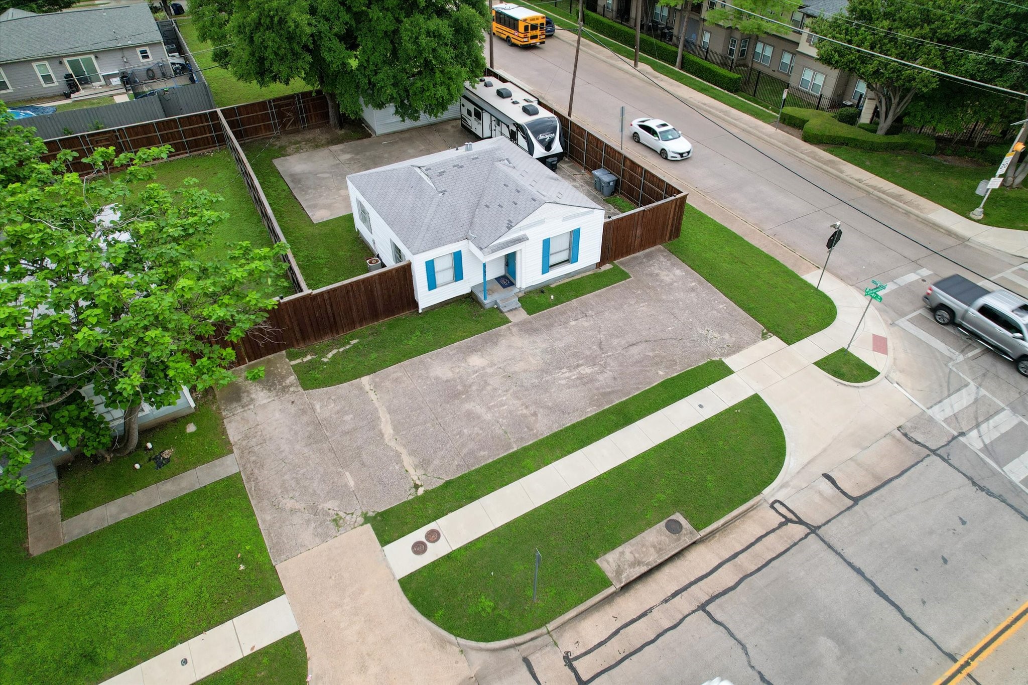 4702 W University Boulevard