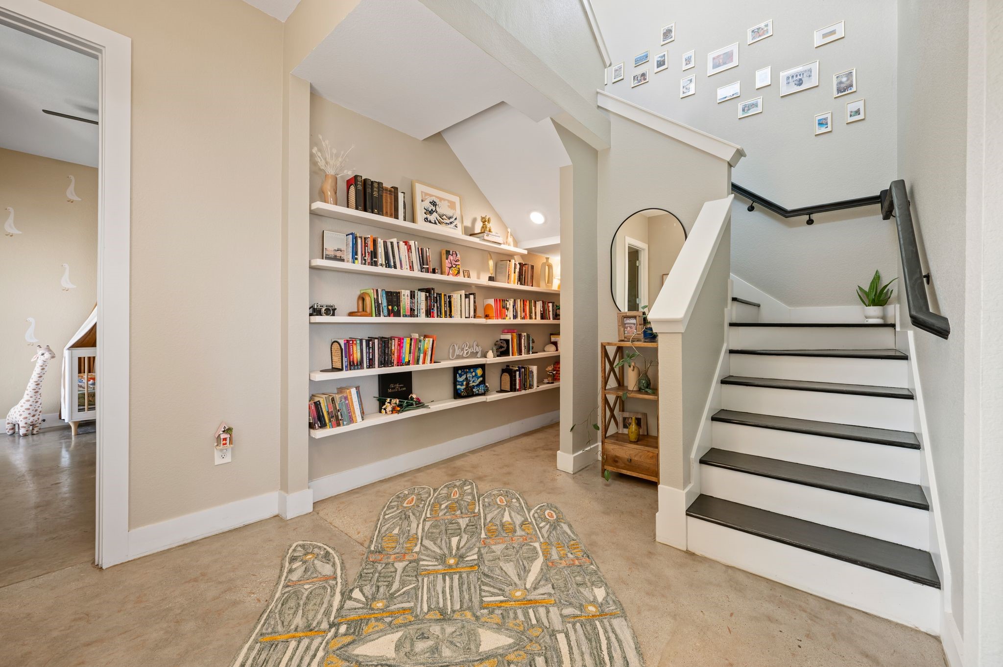 7604 Trailridge Drive