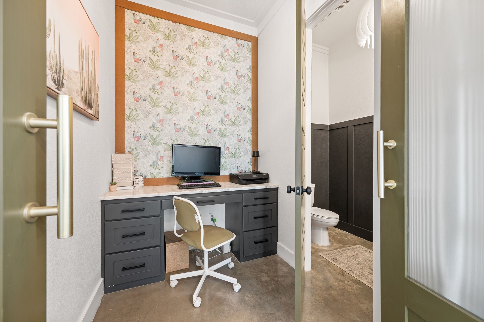 7604 Trailridge Drive