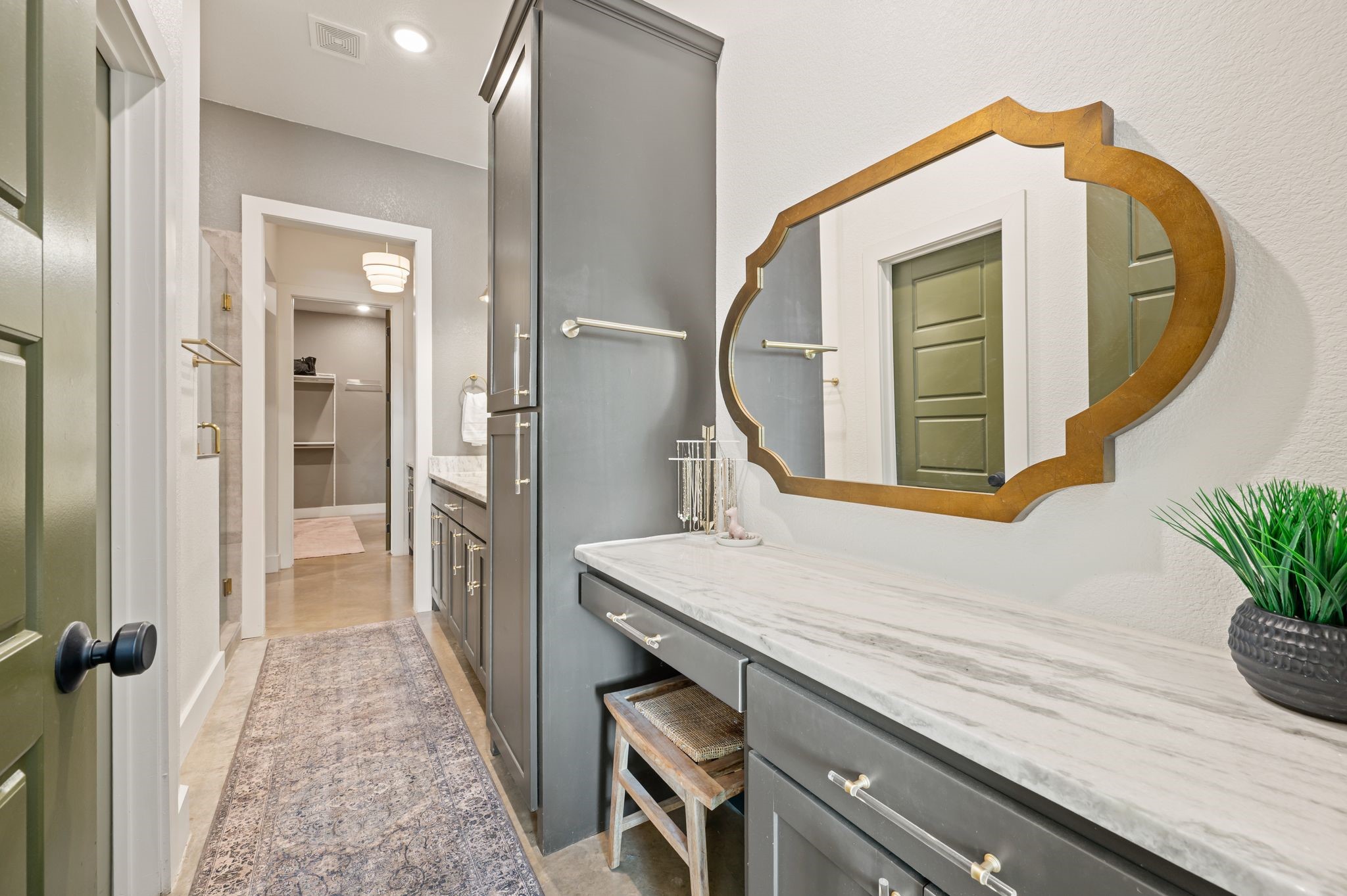 7604 Trailridge Drive