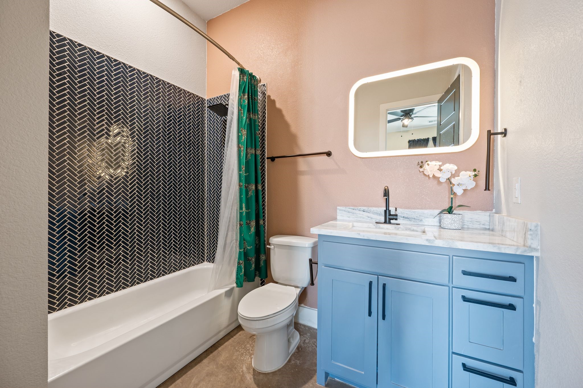 7604 Trailridge Drive