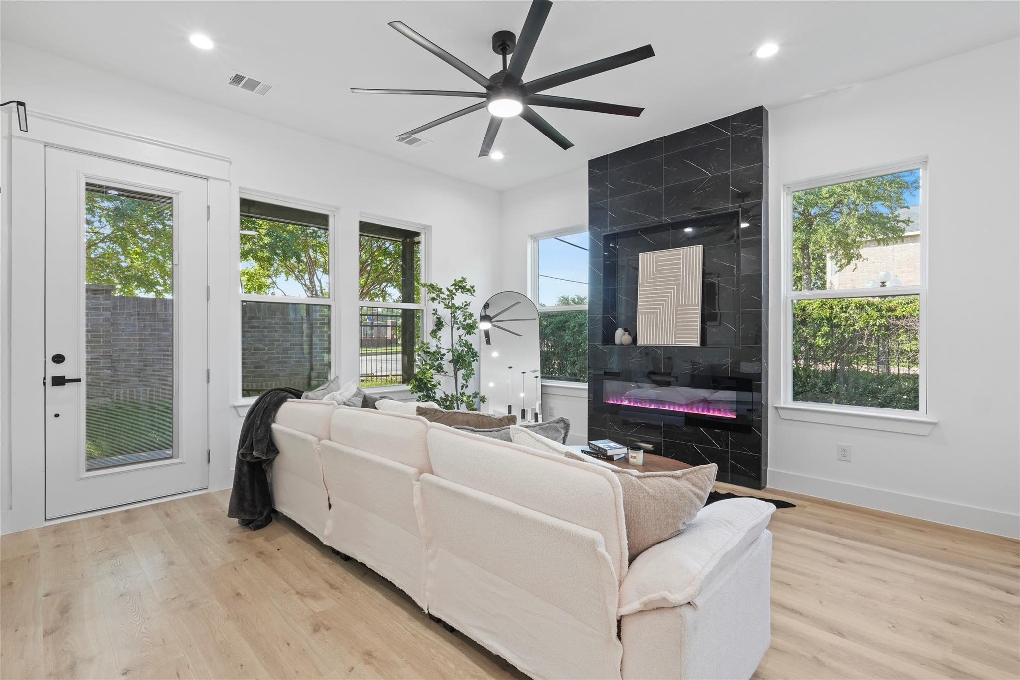 3200 Oak Bourne Drive