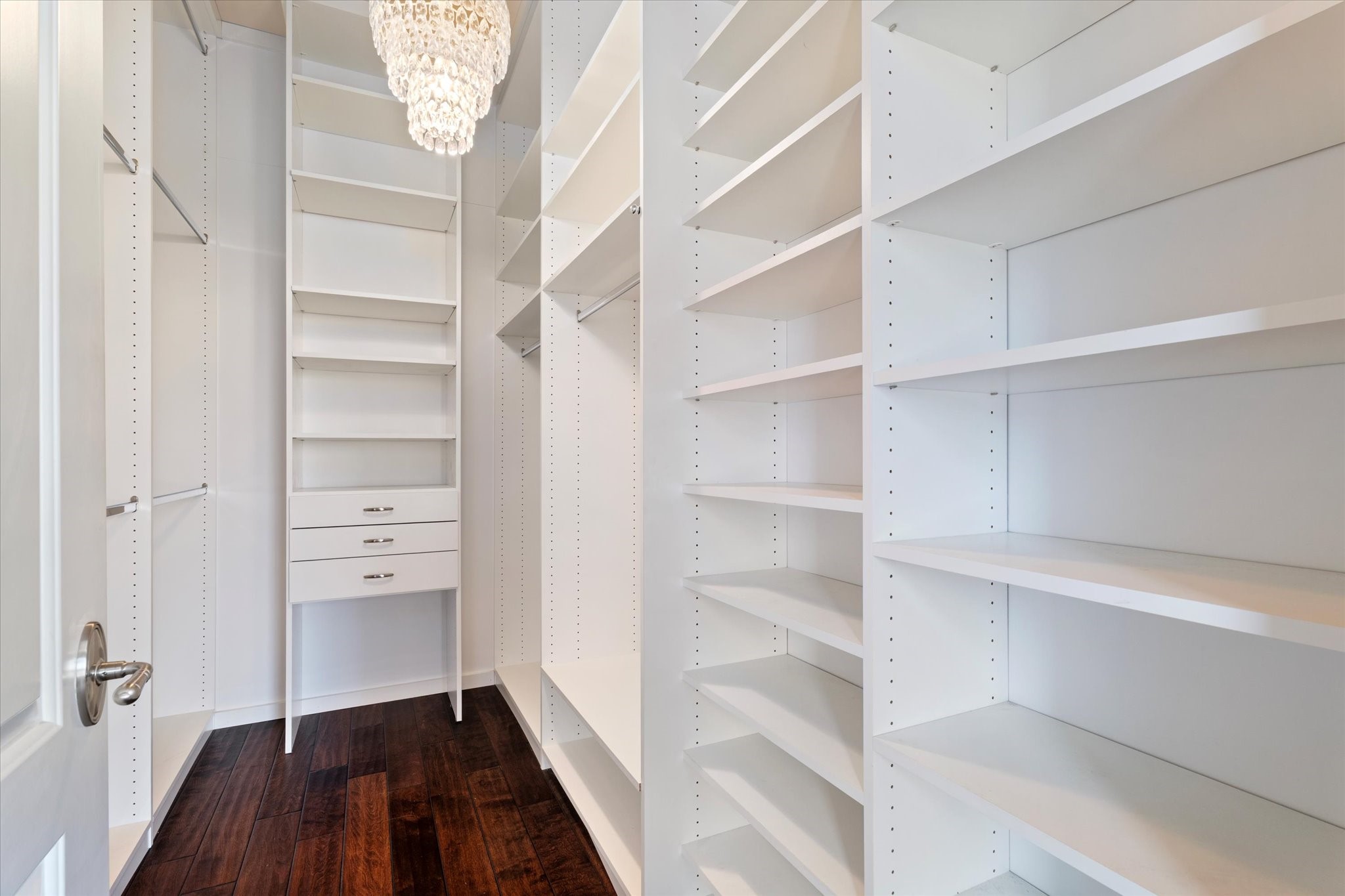 3225 Turtle Creek Boulevard 1009