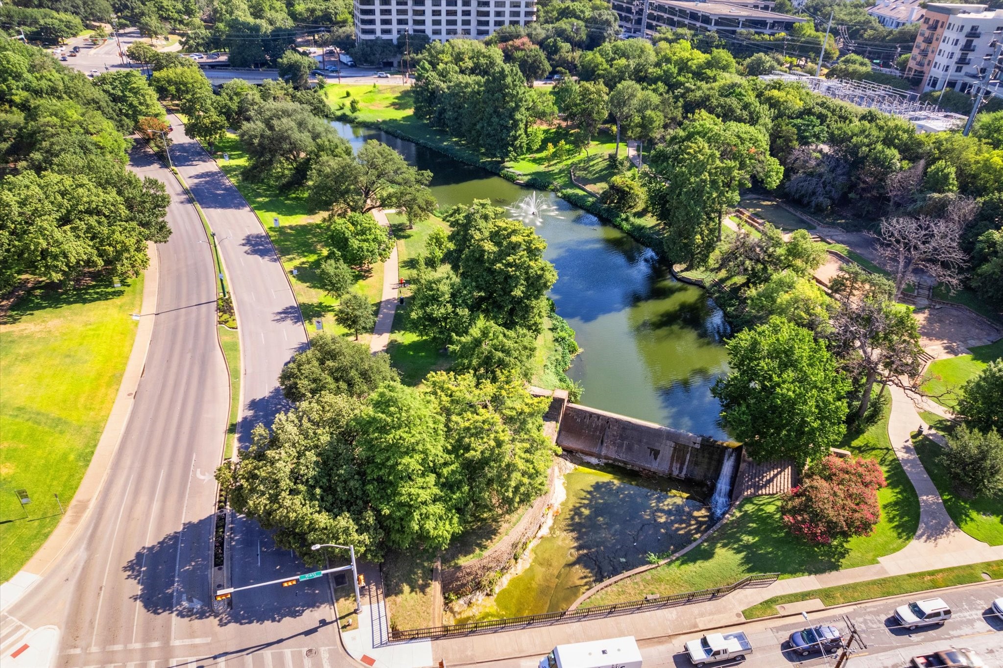 3225 Turtle Creek Boulevard 1009