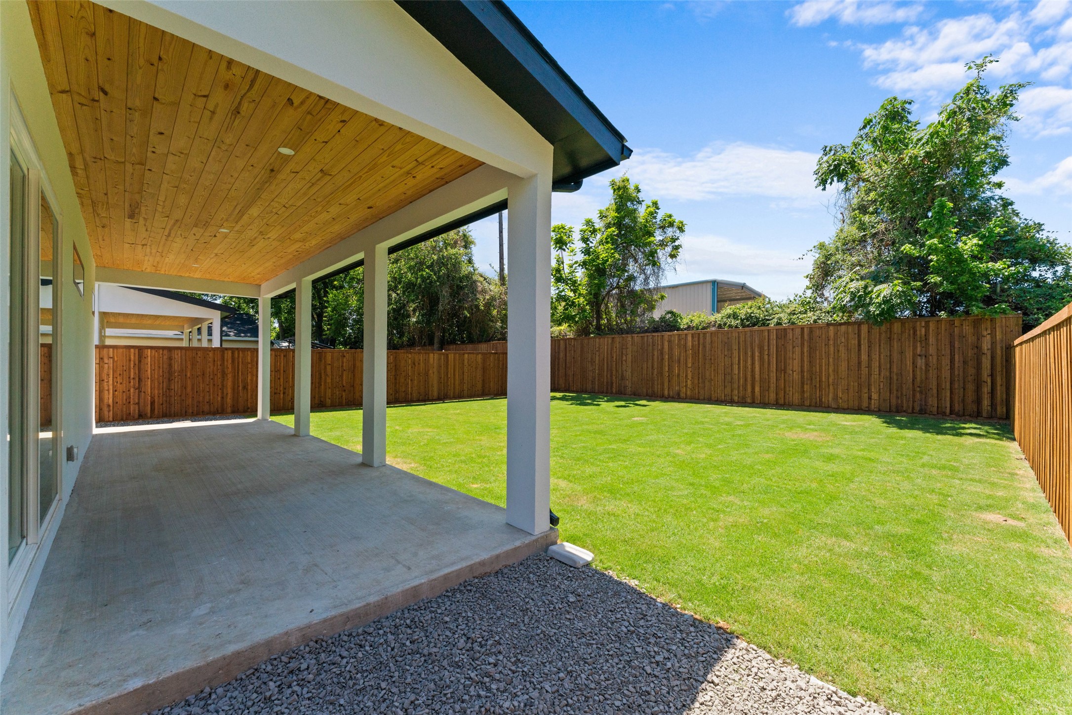 2828 Rochester Street