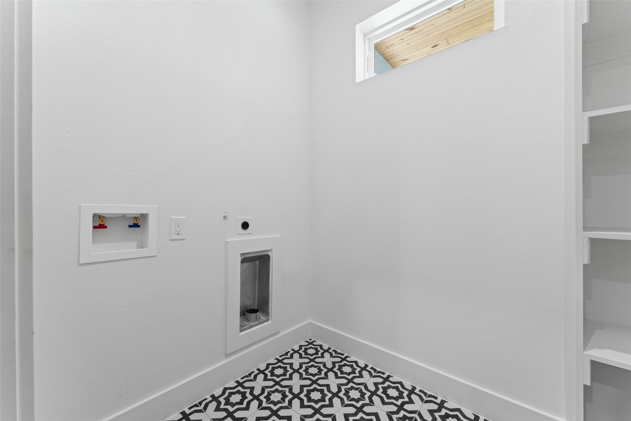 2828 Rochester Street