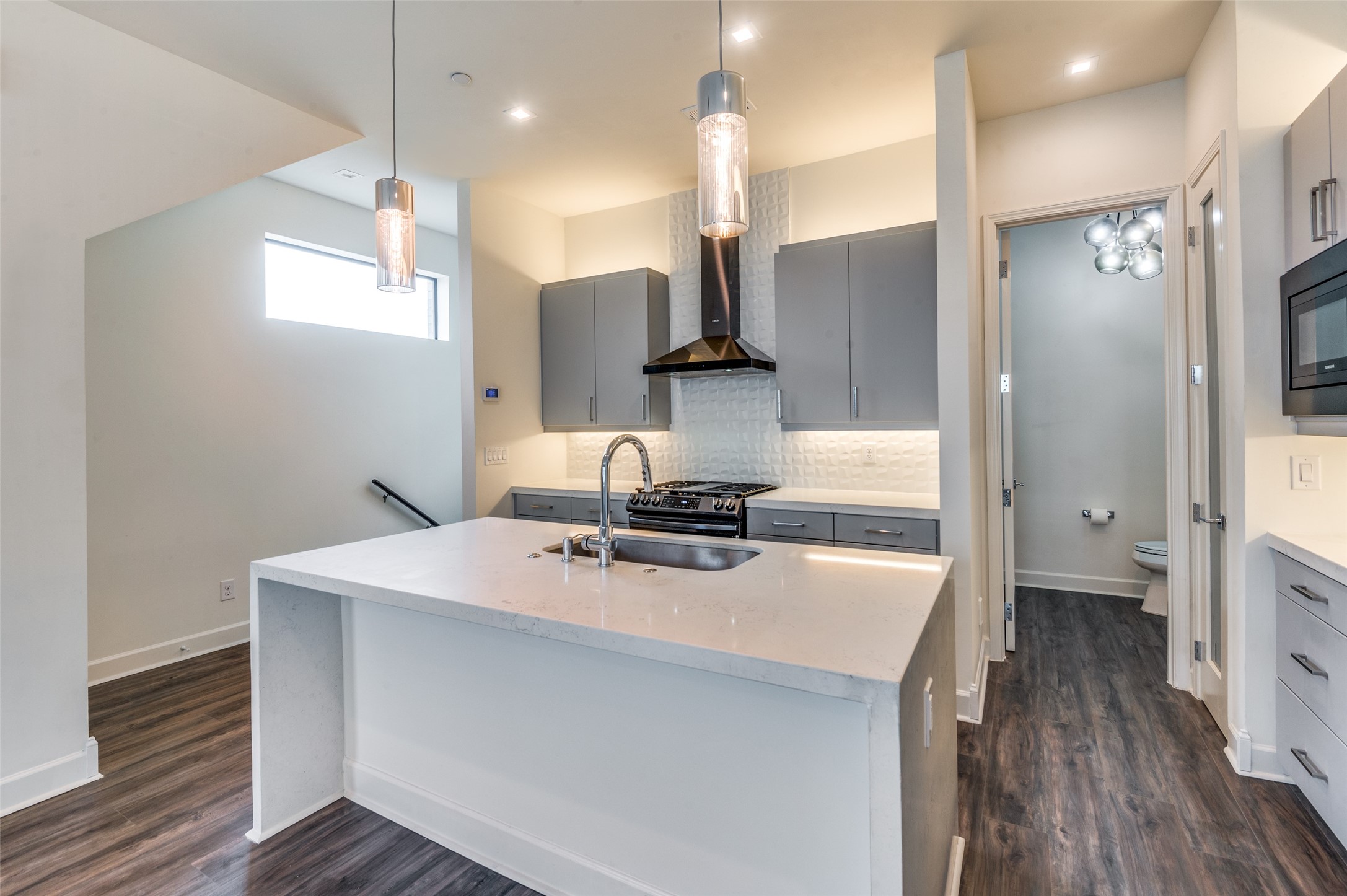 1813 Park Avenue 107