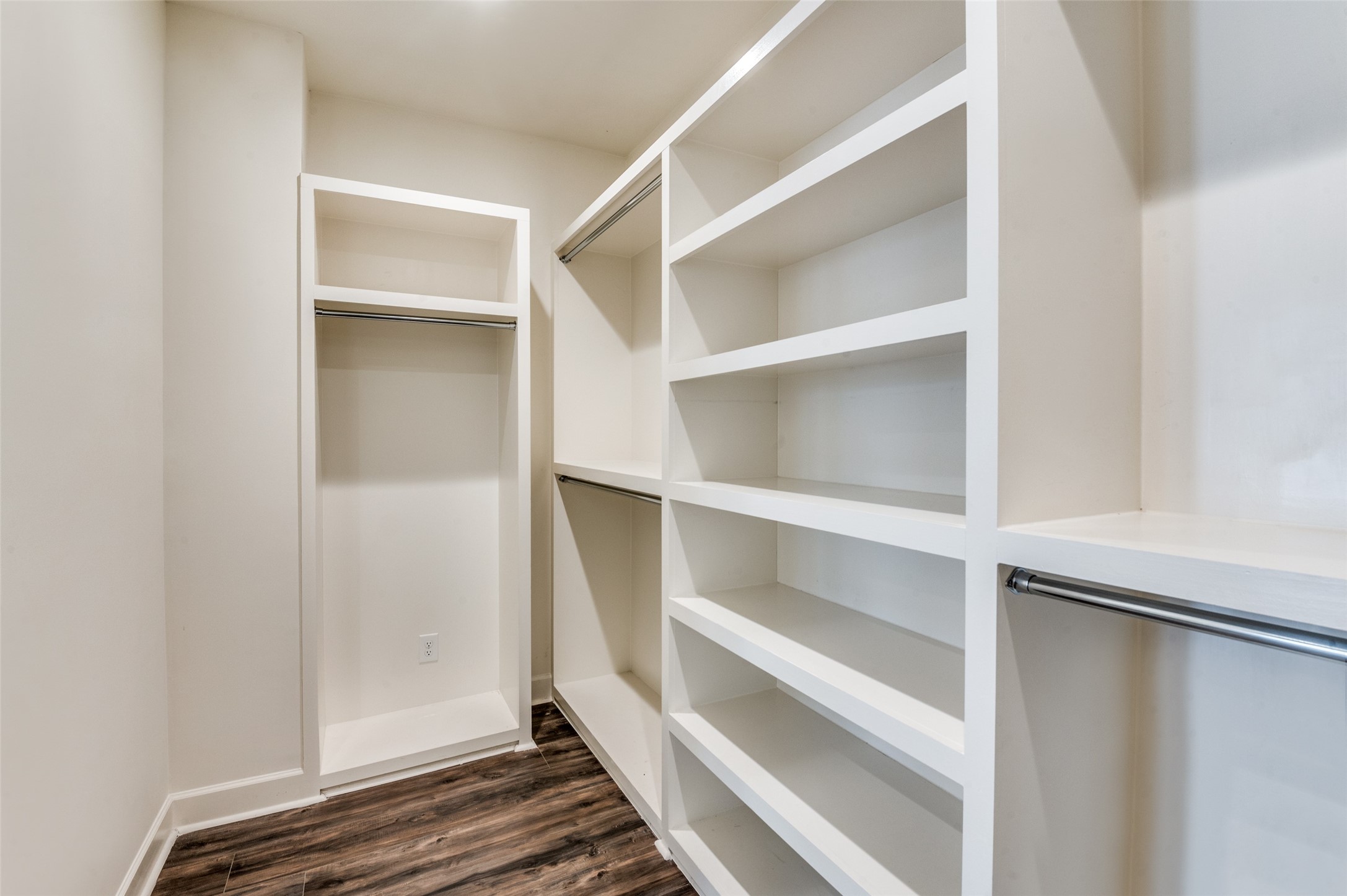 1813 Park Avenue 107